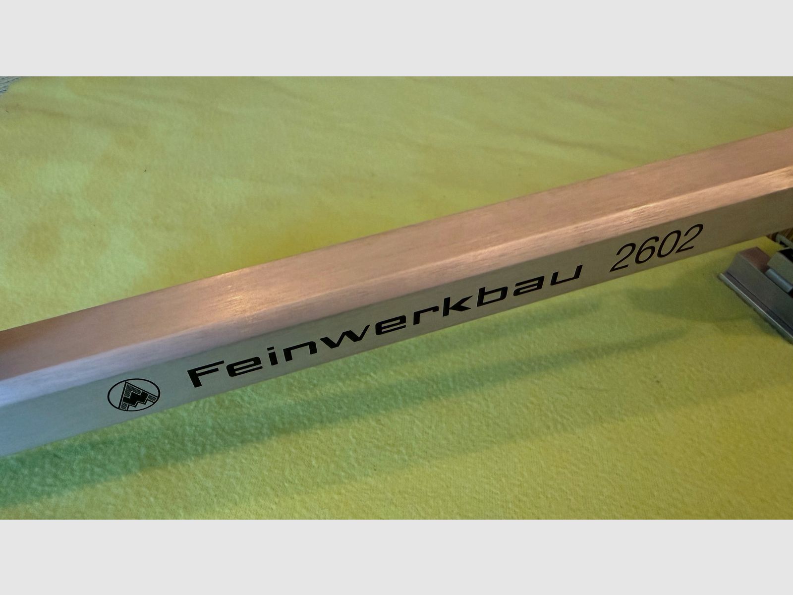 Feinwerkbau 2602 KK Match Gewehr .22lfb z diopterem Anschütz oraz akcesoriami, drewniana kolba prawostronna