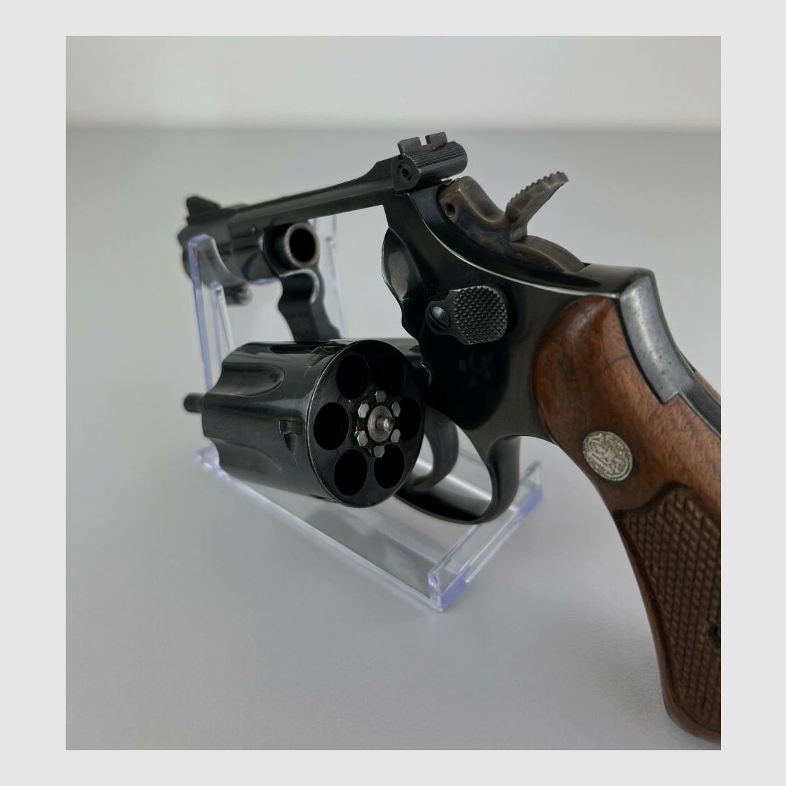 Smith & Wesson Model 15-4 - 2"