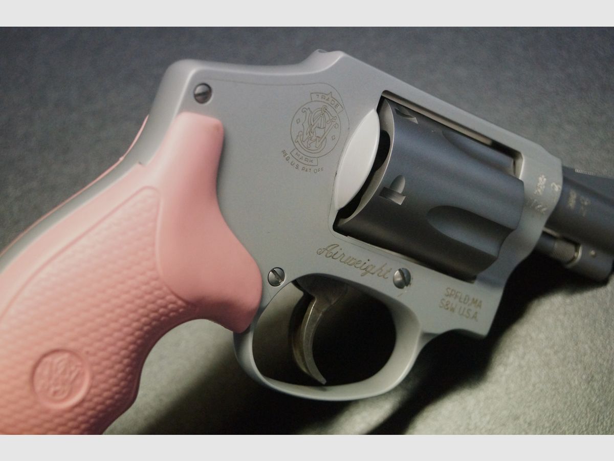 Smith & Wesson Mod. 642 Airweight Pink Grips, Bild 3 von 5