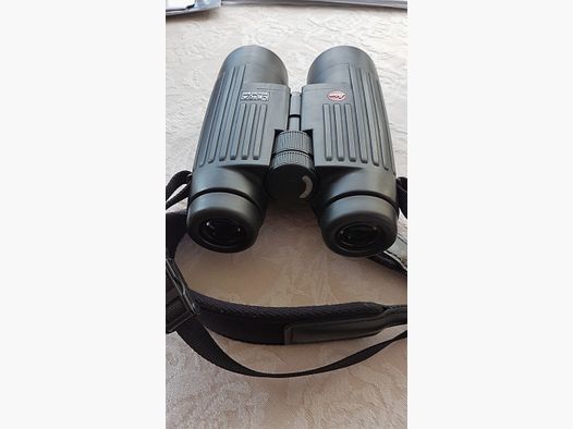 Binoculars LEICA