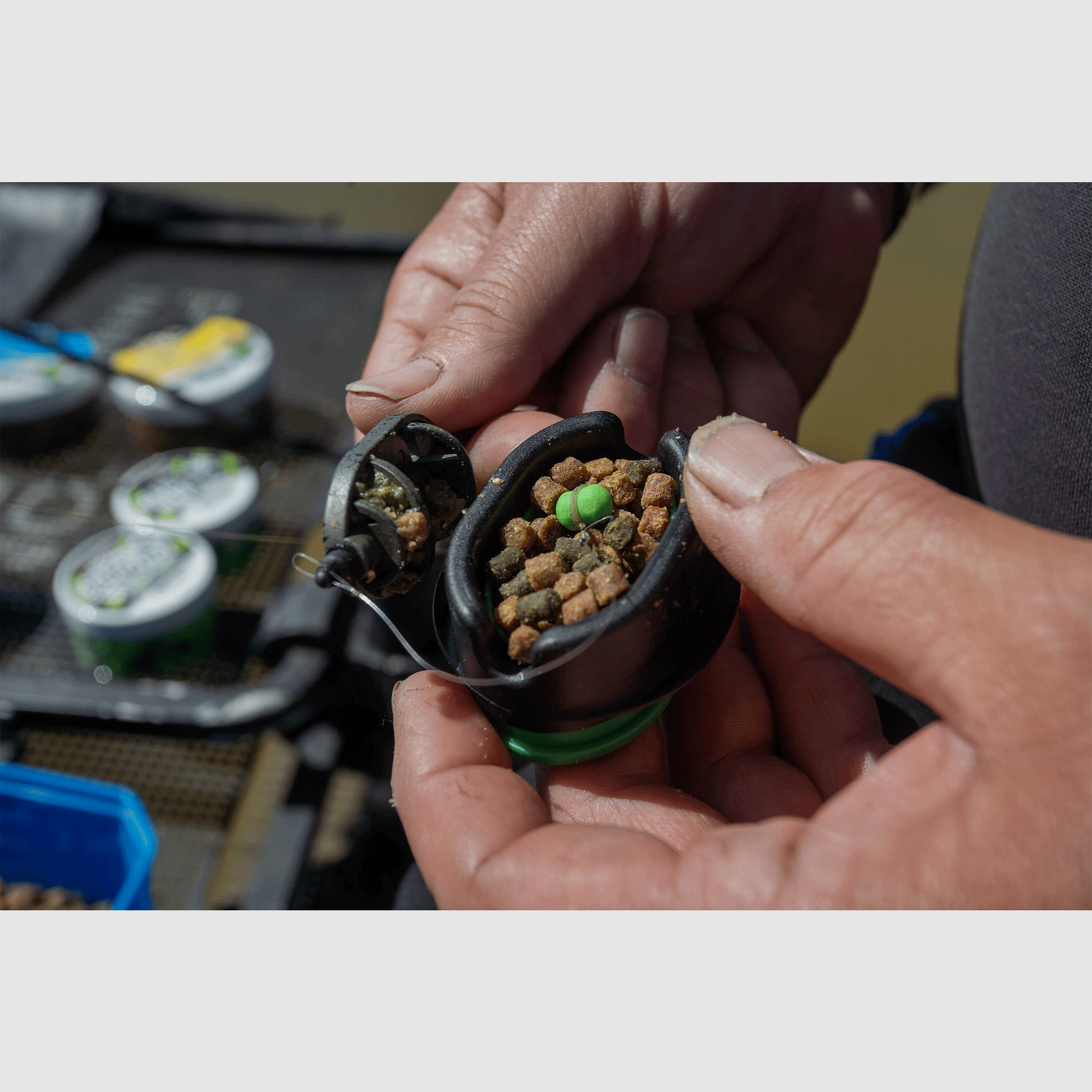 SONUBAITS – MARINE GREEN STIKY METHOD PELLETS 2MM 650g, image 2 of 2