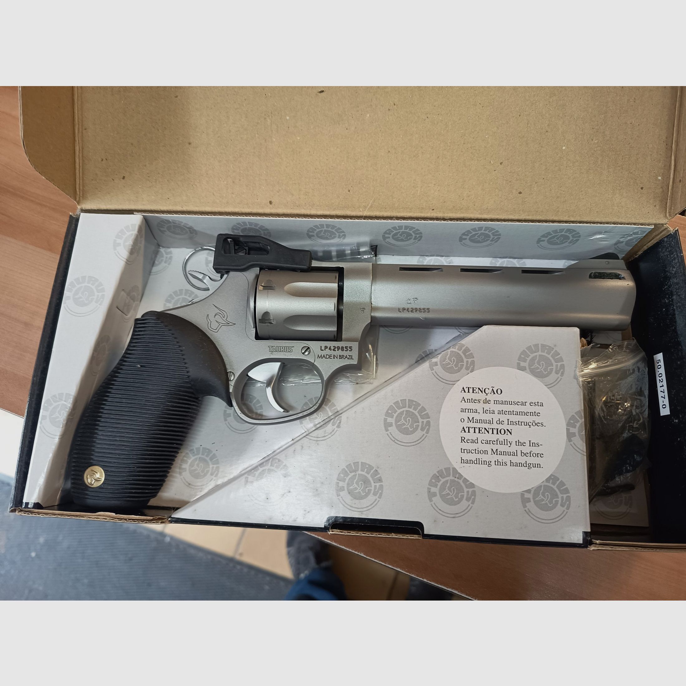 TAURUS 627 TRACKER 357 magnum, Bild 3 von 9