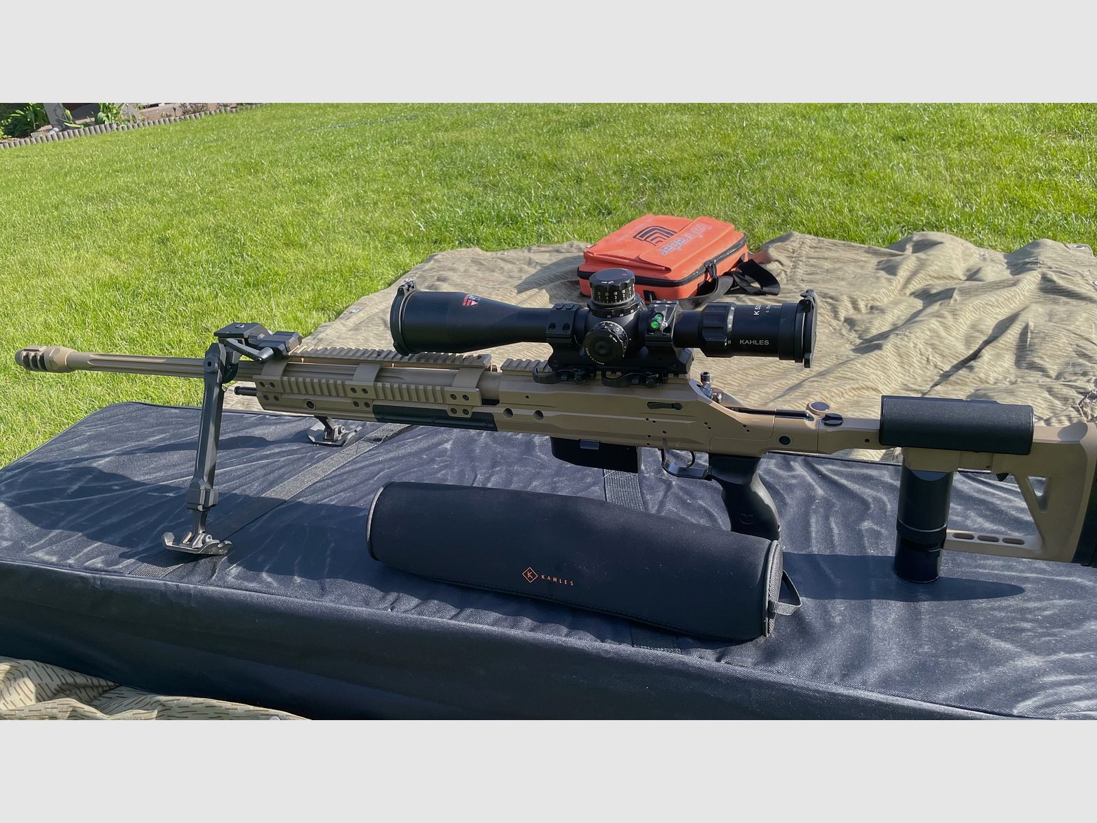 Longrange Voere M2 en .300 Win Mag avec Kahles K525i 5-25x56 SKMR 3 ccw gauche Eratac Montage et Fortmeier bipied