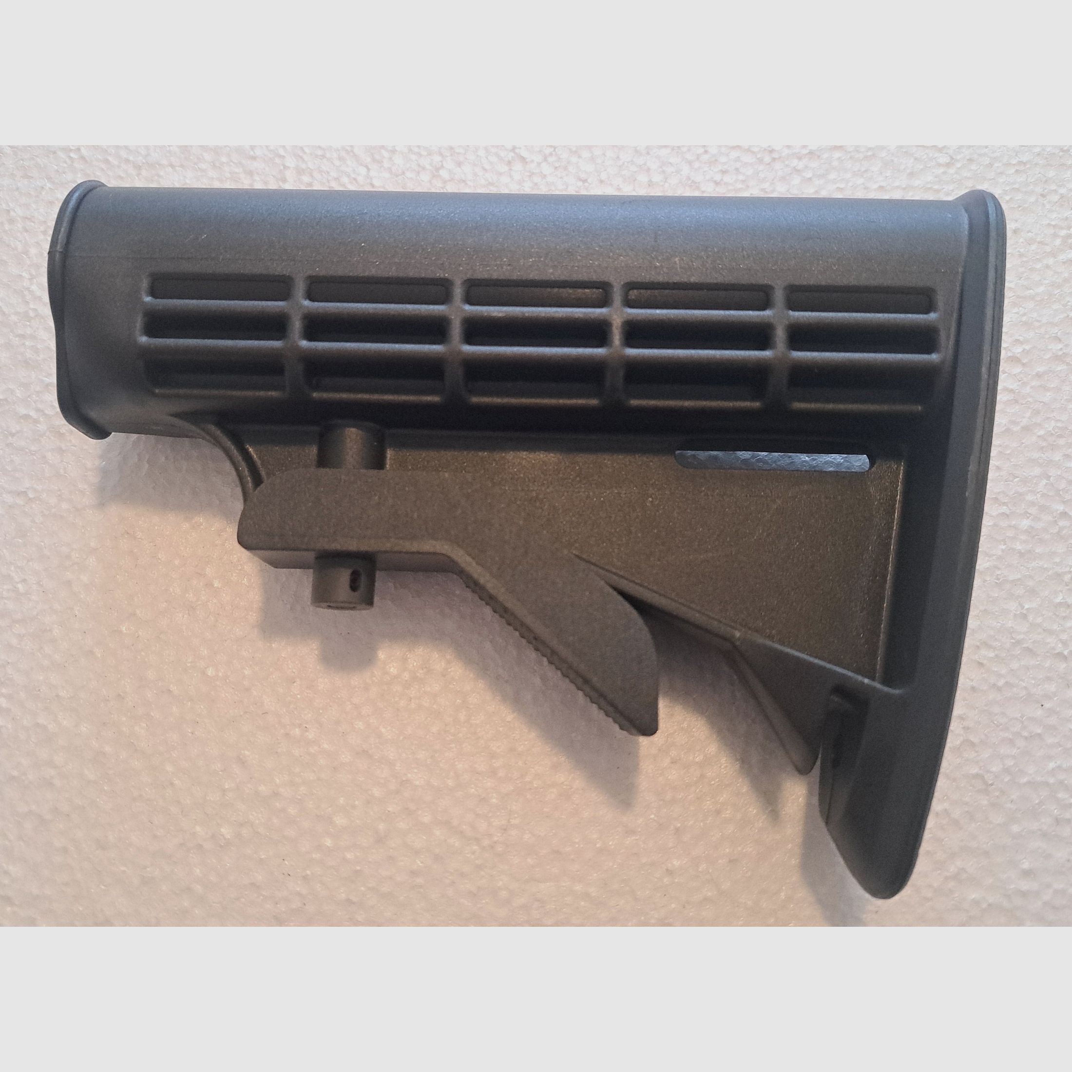 Standard AR15 Schaft Schubschaft Schwarz Mil-Spec