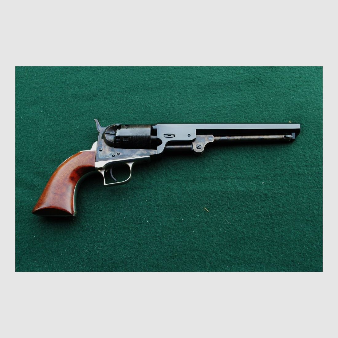 Oryginalny Colt 1851, seria 2. BP, import z USA, pudełko i dokumenty