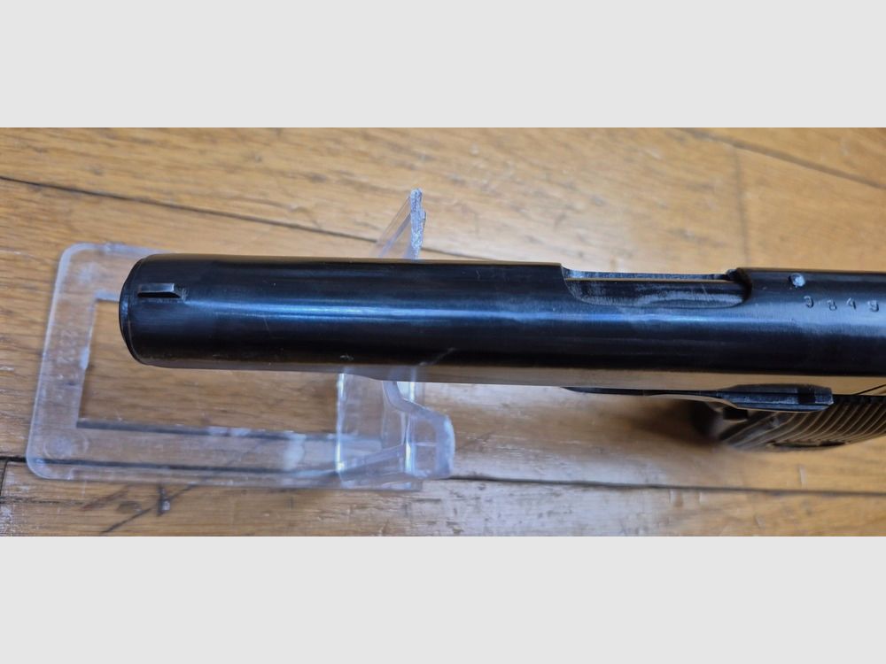 Schöner Tokarev TT-33 Pistol – Sowjetische Waffe von 1945 – Kal. 7,62TT – Arsenal von Ijevsk – Ausgezeichnete Erscheinung ohne Gebrauchsspuren – Sehr gute Mechanik – Wunderschöner Lauf – Originale Griffschalen – TBE+, Bild 14 von 23