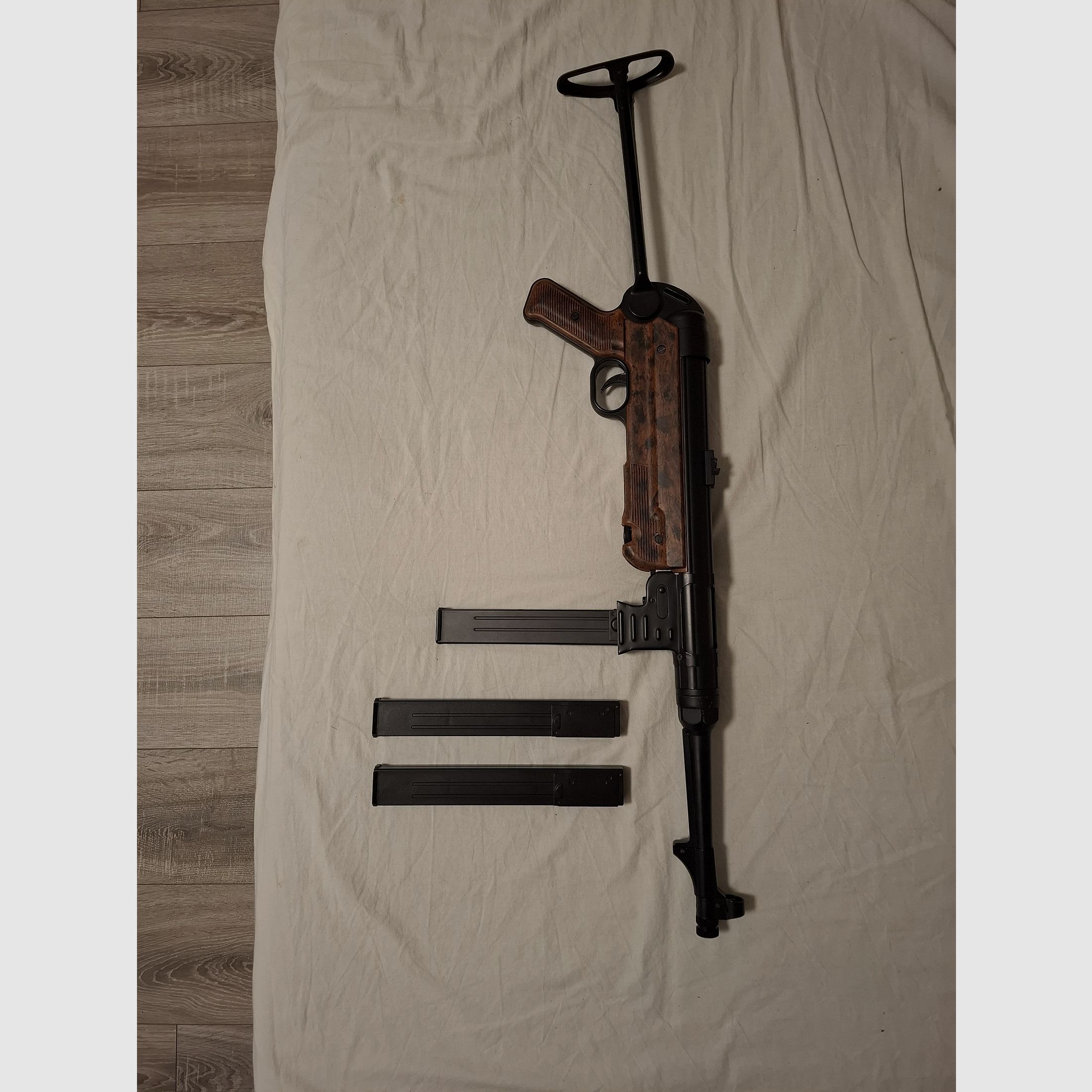 AGM MP40 Vollmetall Airsoft aeg 