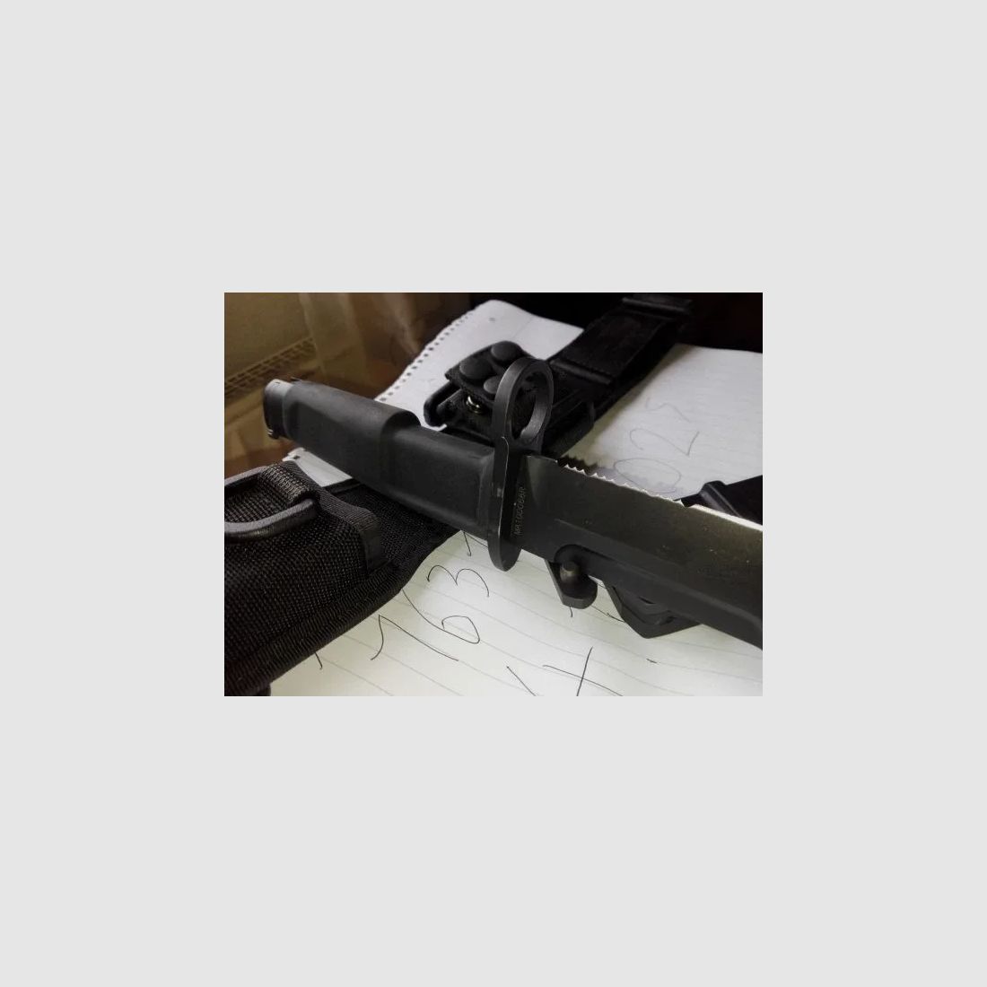 ¡Venta de emergencia! Extrema Ratio Fulcrum cuchillo de campo/bayoneta con funda compatible con MOLLE