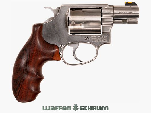 Smith & Wesson 60 .38Special , Lederholster, Visierung mit Fiberkorn, 5-Schuss Trommel , LL: 47mm