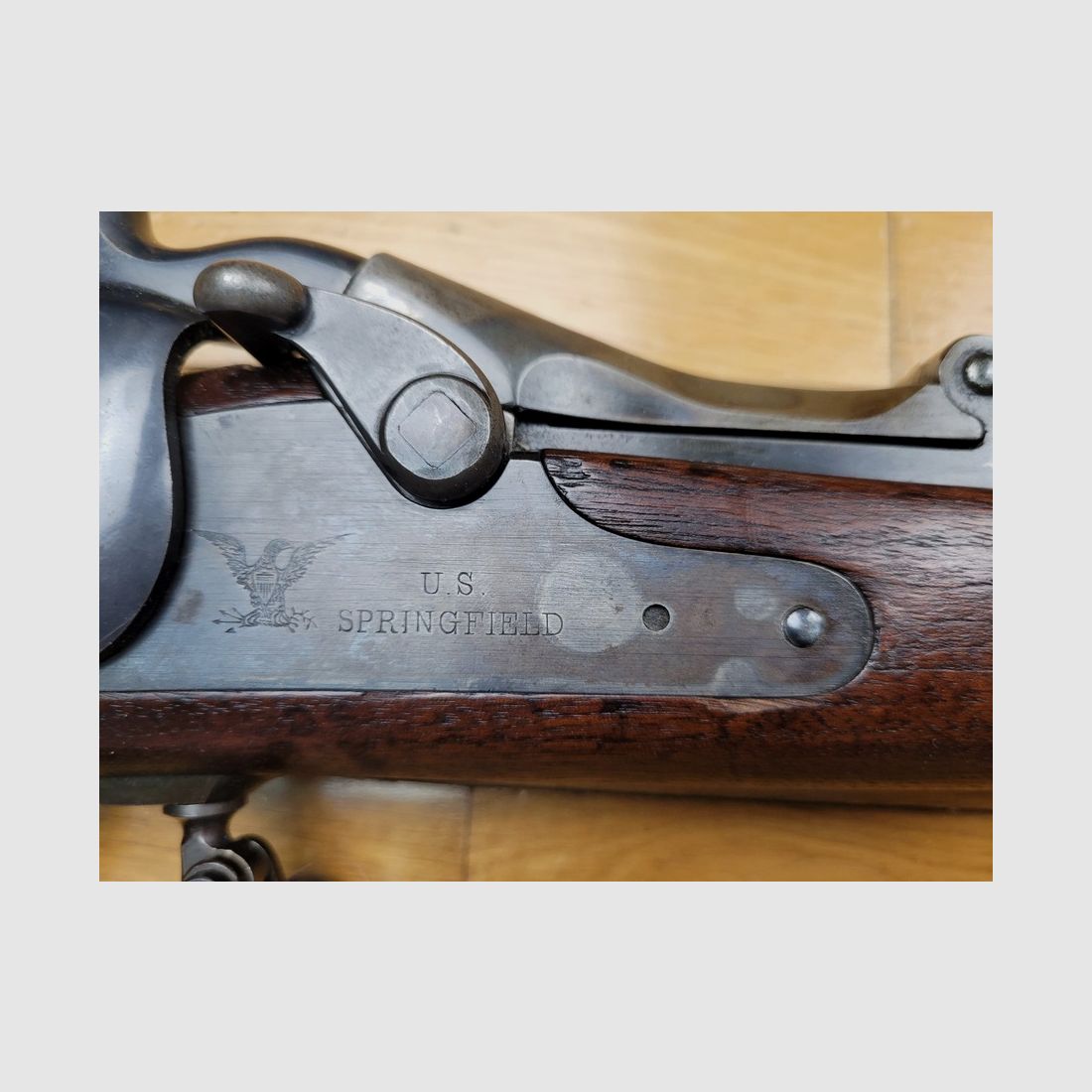 Außergewöhnliches Trapdoor-Gewehr Modell 1884 – Arsenal von Springfield – mächtiges Kaliber 45/70 – von März 1887 für die US-Armee – mythische Waffe des Wilden Westens – Museumszustand, Bild 1 von 30