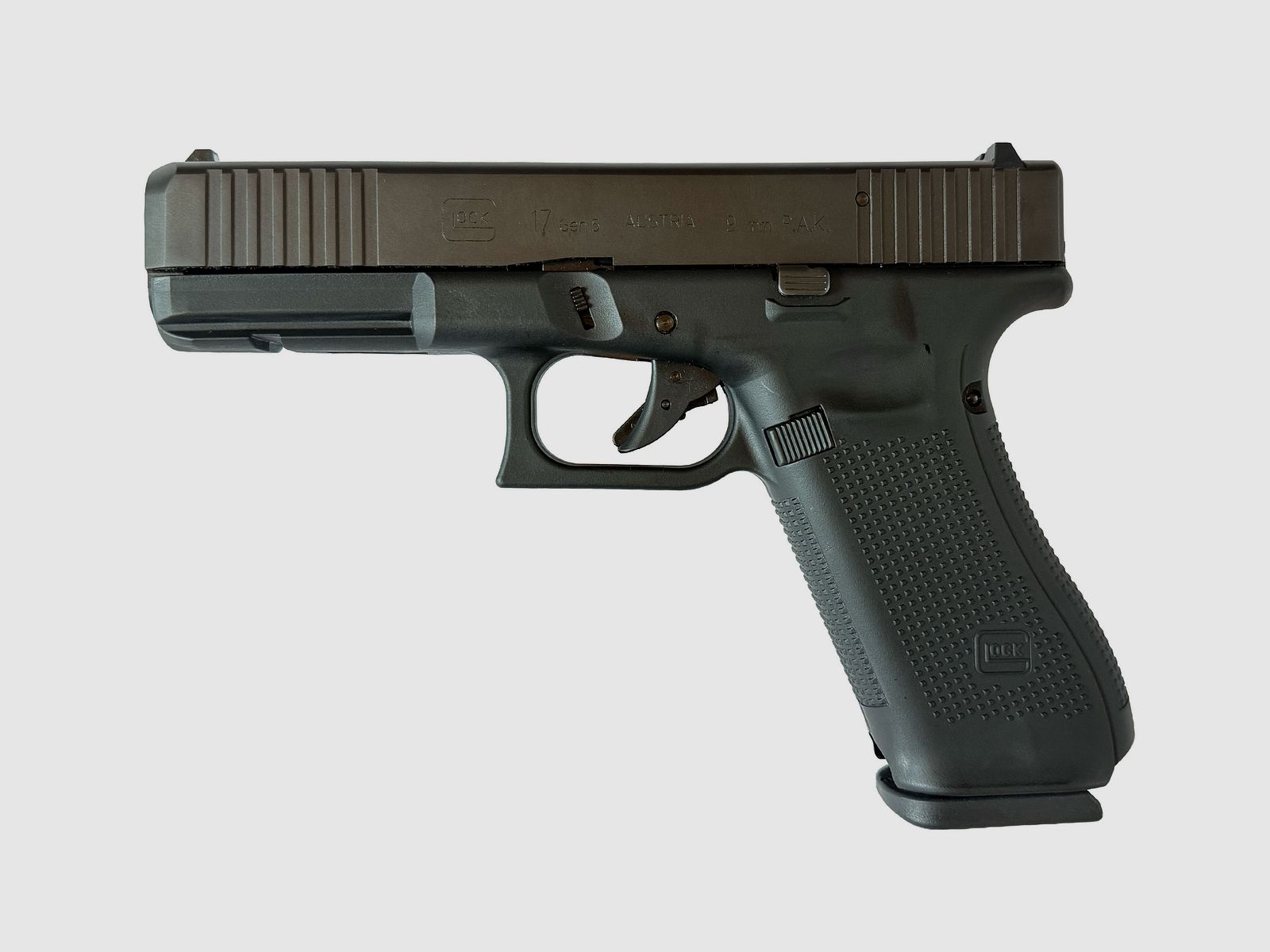 Pistola a salve Glock 17 Gen5 SV 9 mm P.A.K brunita - EDIZIONE LIMITATA