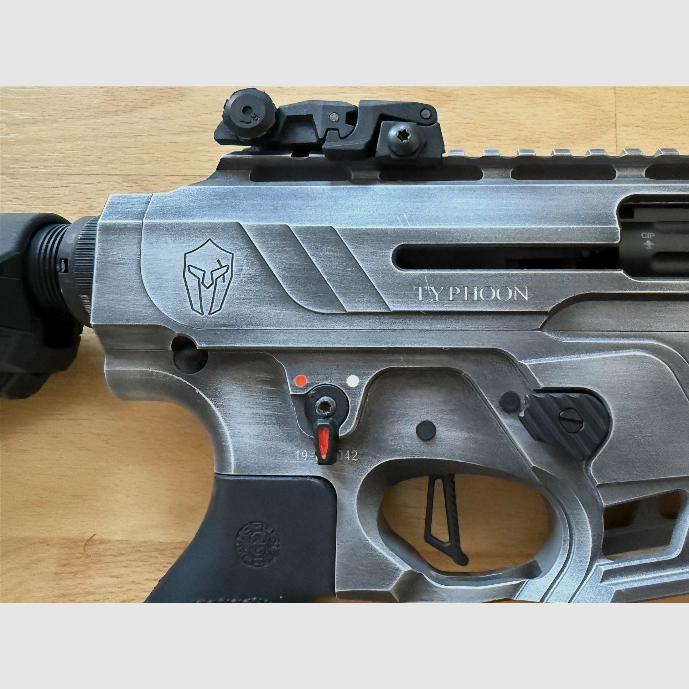 Typhoon F12 Maxi DC Satin escopeta semiautomática con cargador de caja