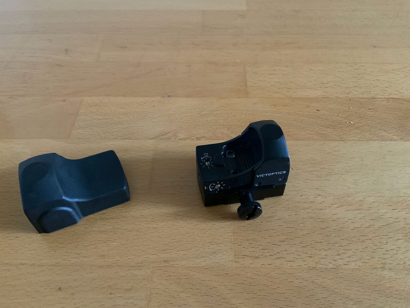 Leuchpunktvisier Marke Victoptics  RDSL 16V3 1X22 für 11mm Schiene 