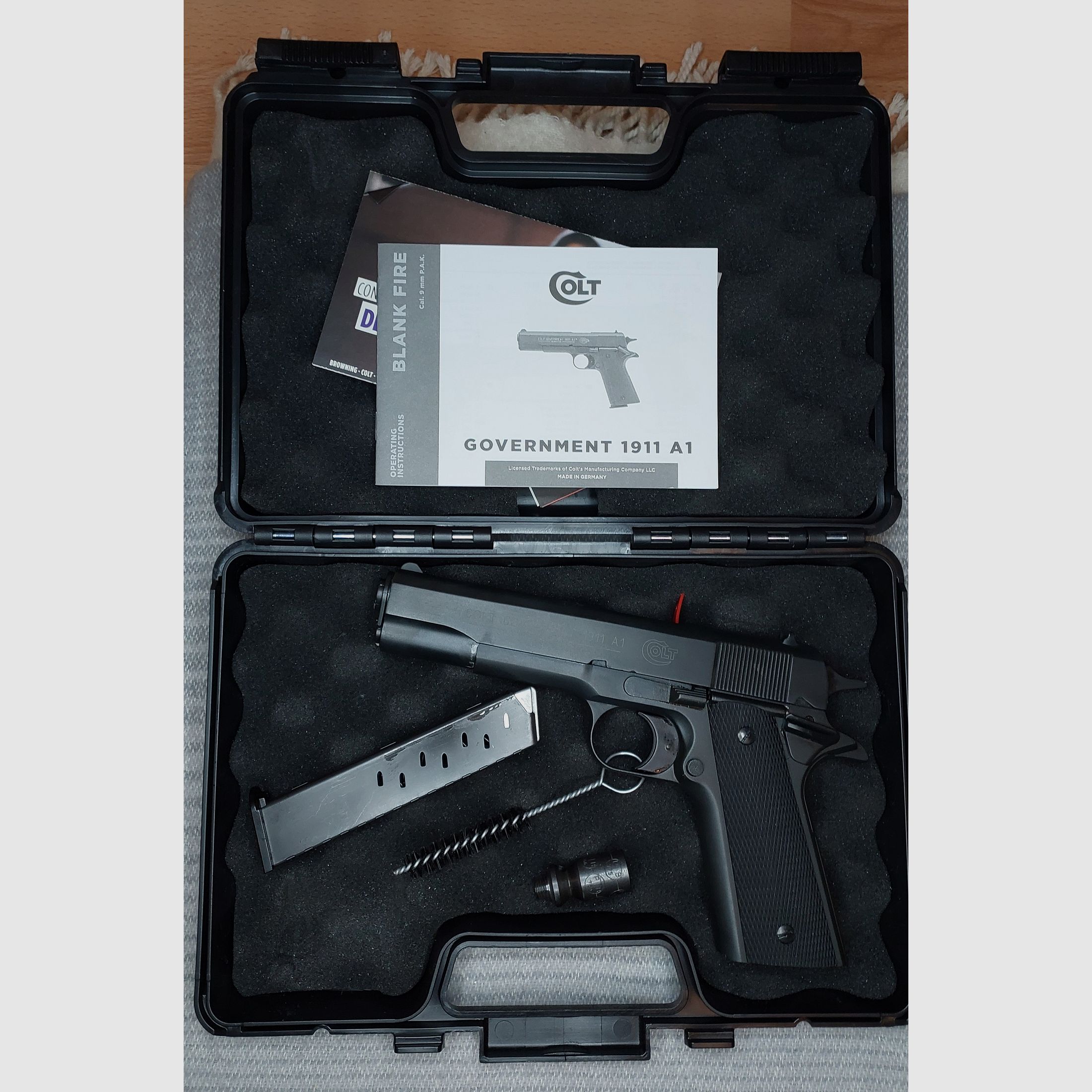 Colt Government 1911 A1 Schreckschuss Pistole 9mm P.A.K. (PTB 774)