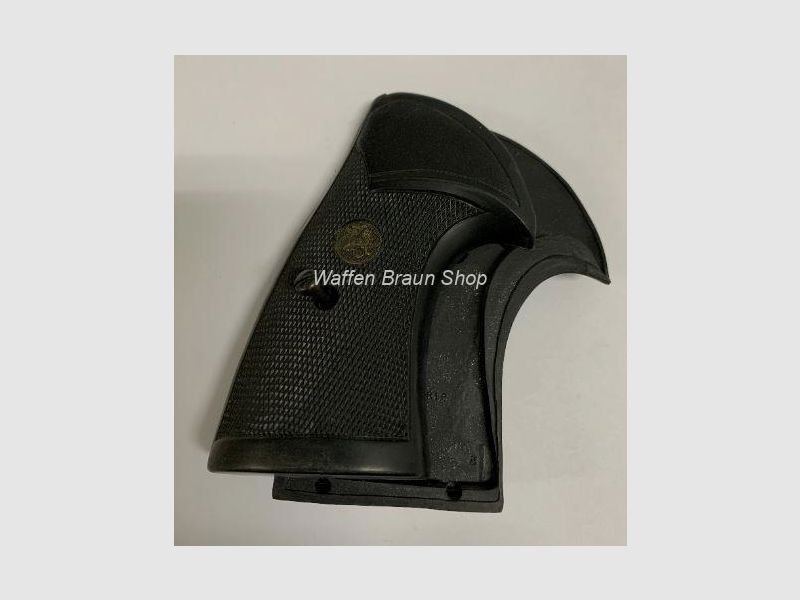 Pachmayr plastic grip for revolver