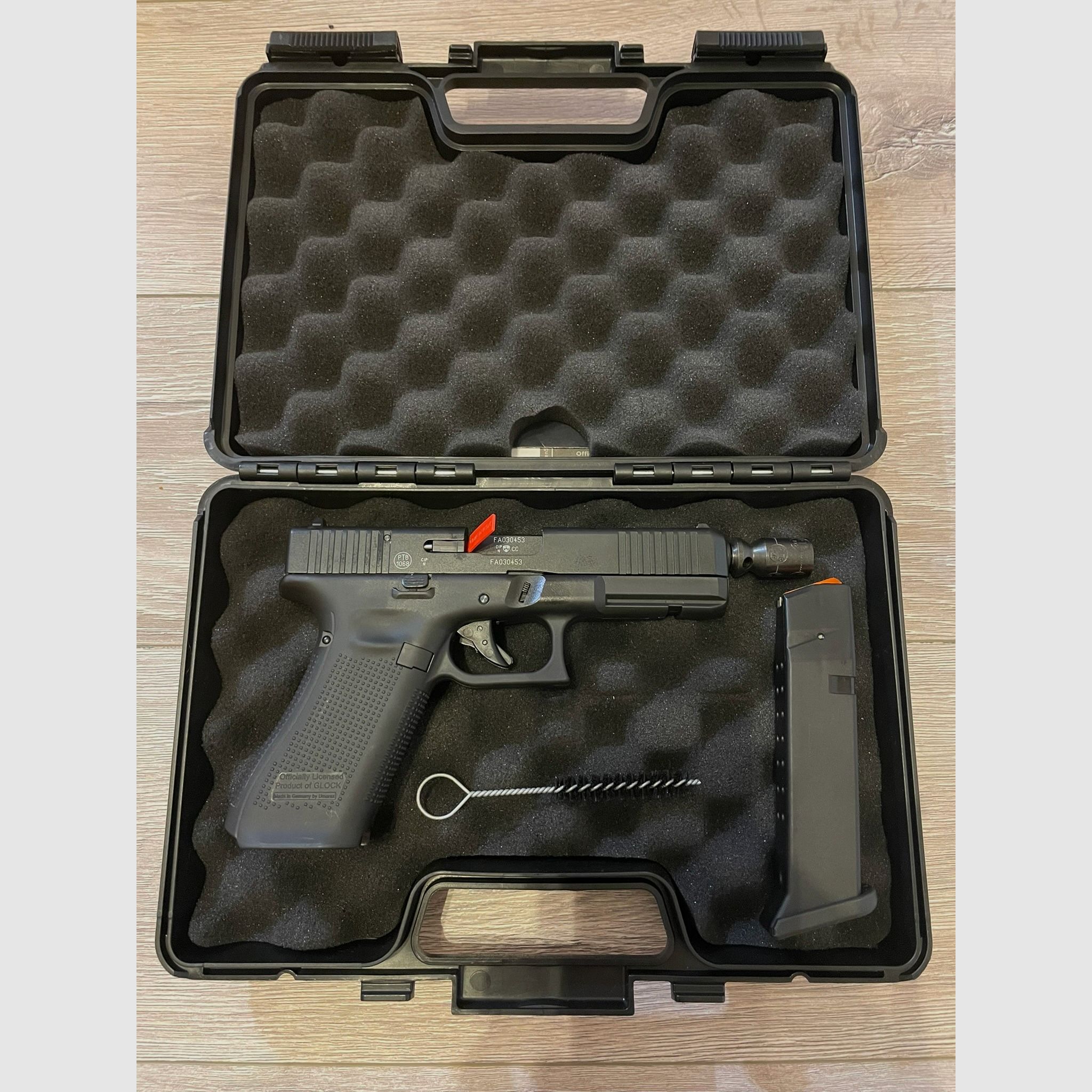 Glock 17 Gen5 Schreckschuss Pistole 9 mm P.A.K. schwarz