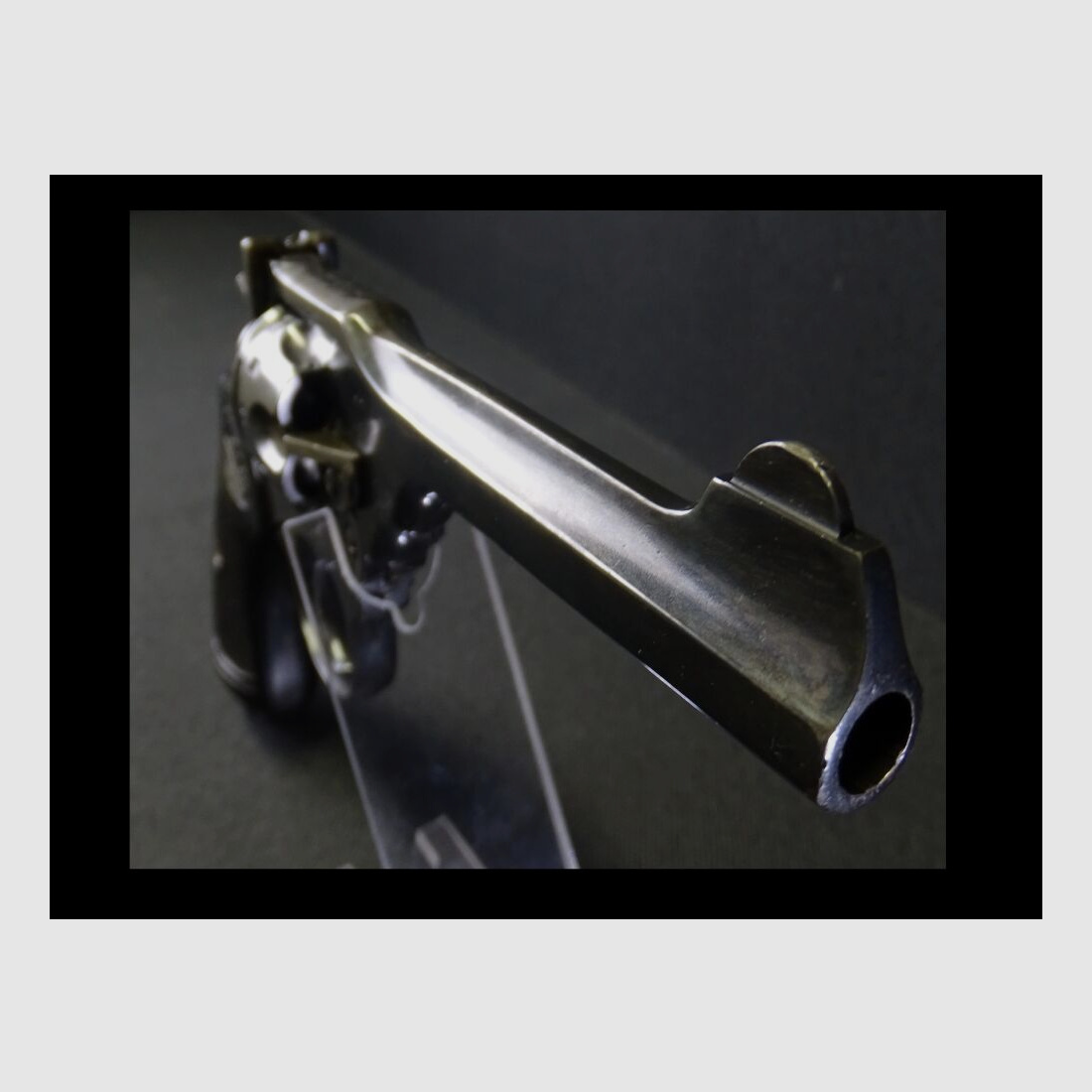 Webley Mark IV