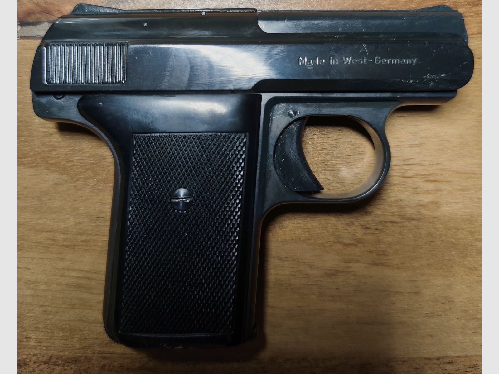 Reck P 6 S caliber 8mm old PTB 78 collector's pistol +10 shots CS gas from Umarex