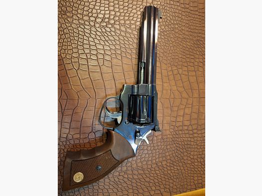 Revolver Manurhin MR 73 Kaliber .32 S&W Long 6 Zoll Lauf 