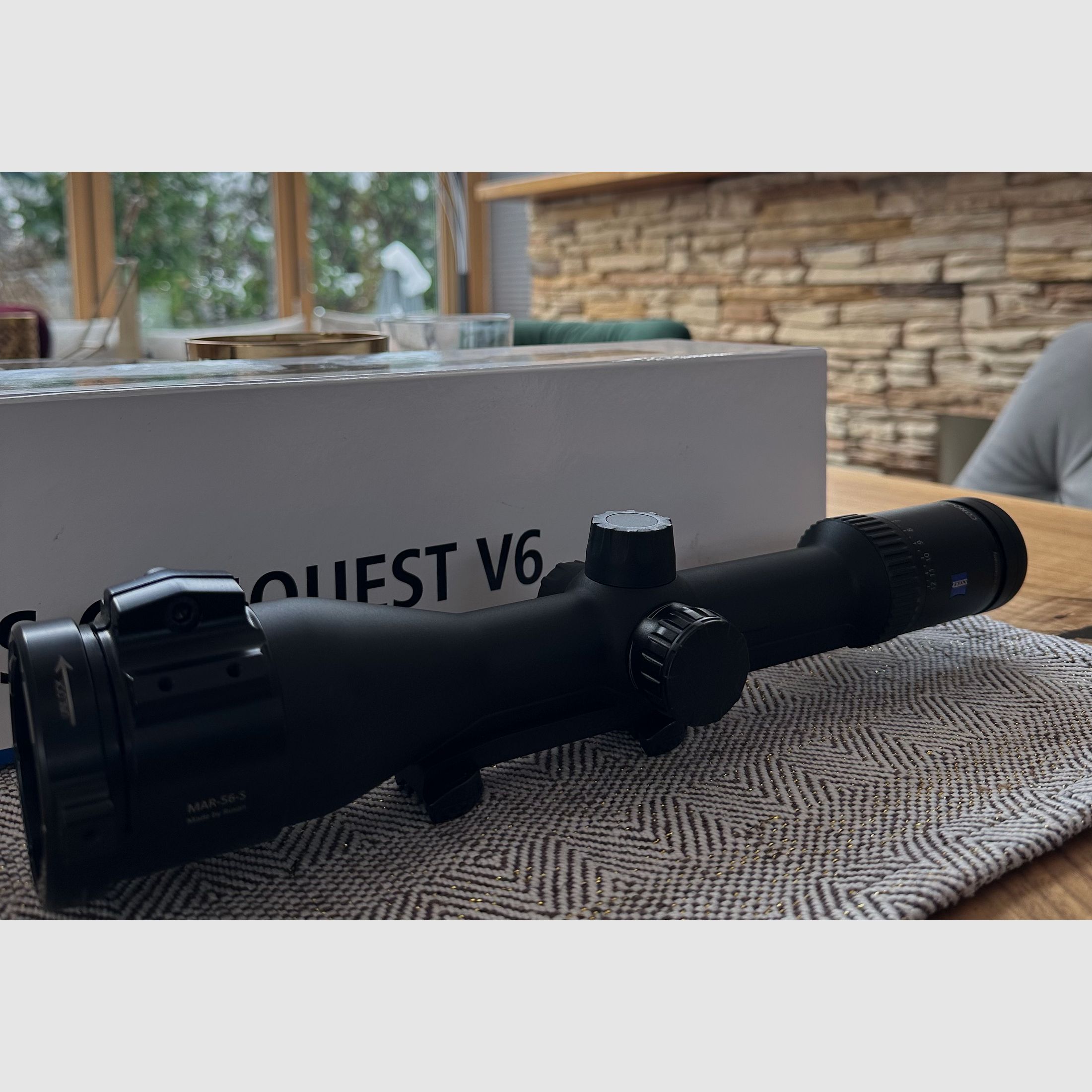 Zeiss Conquest V6 2-12x50 M con guida - come nuovo e ben curato