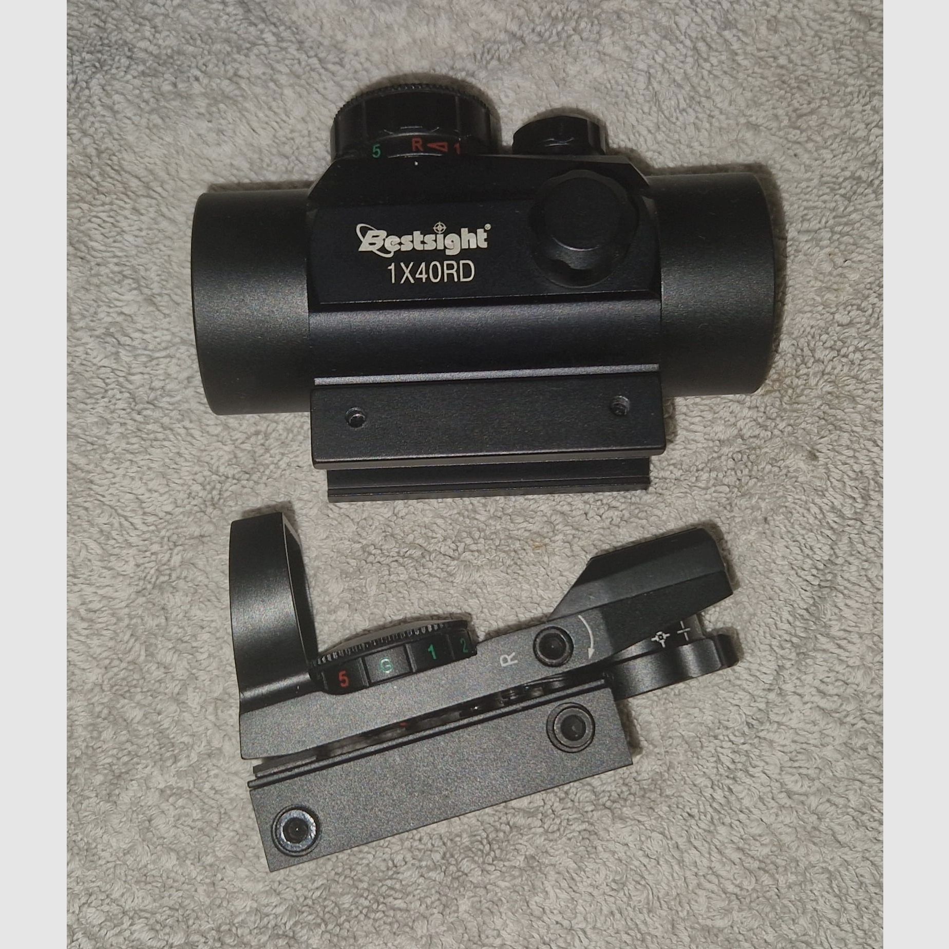 Red dot sights for airsoft