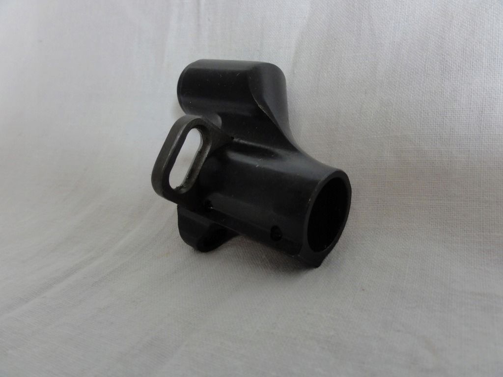 Ich .S.U.C.H.E. einen gefrästen/frühen AKM Gasblock und einen AK47 Gasblock.  English: I am looking for a milled/early AKM gasblock and also for an AK47 gasblock.  Tags: Yunker AK Kalasch Teilesatz Partskit Mpi RPK