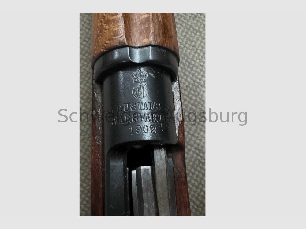 Carl Gustafs Salutgewehr mit BKA Stempelung Salut