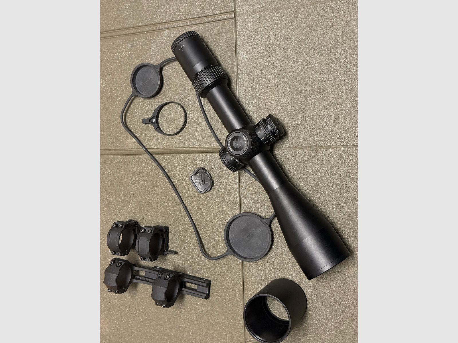 Vortex Strike Eagle 5-25x56 inkl. Montage nach Wahl 
