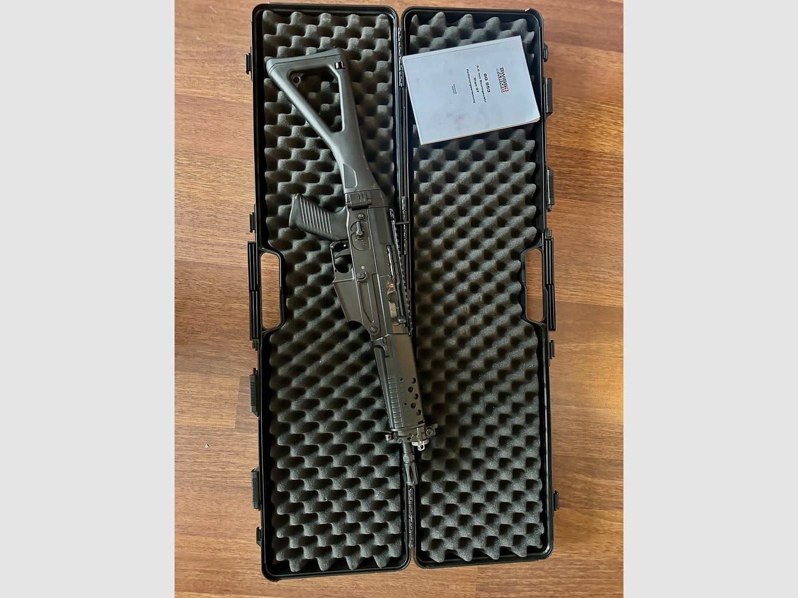 <SIG SG 553 SB>
