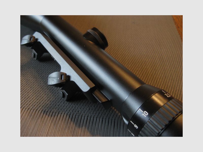 TOP-Klassiker !!  "DAS"  Schmidt & Bender 2,5-10x56 mit Absehen-4 sowie Schiene und original Blaser-Sattelmontage  (HOCHAUSFÜHRUNG)  im BESTZUSTAND ! Kein ZEISS-Swarovski-LEICA-Mauser-Sauer