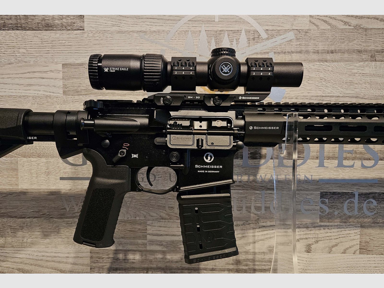 Schmeisser AR-15 M5FL Black 16.75" cal. .223Rem. with ZF Vortex Strike Eagle - New goods from the specialist trade
