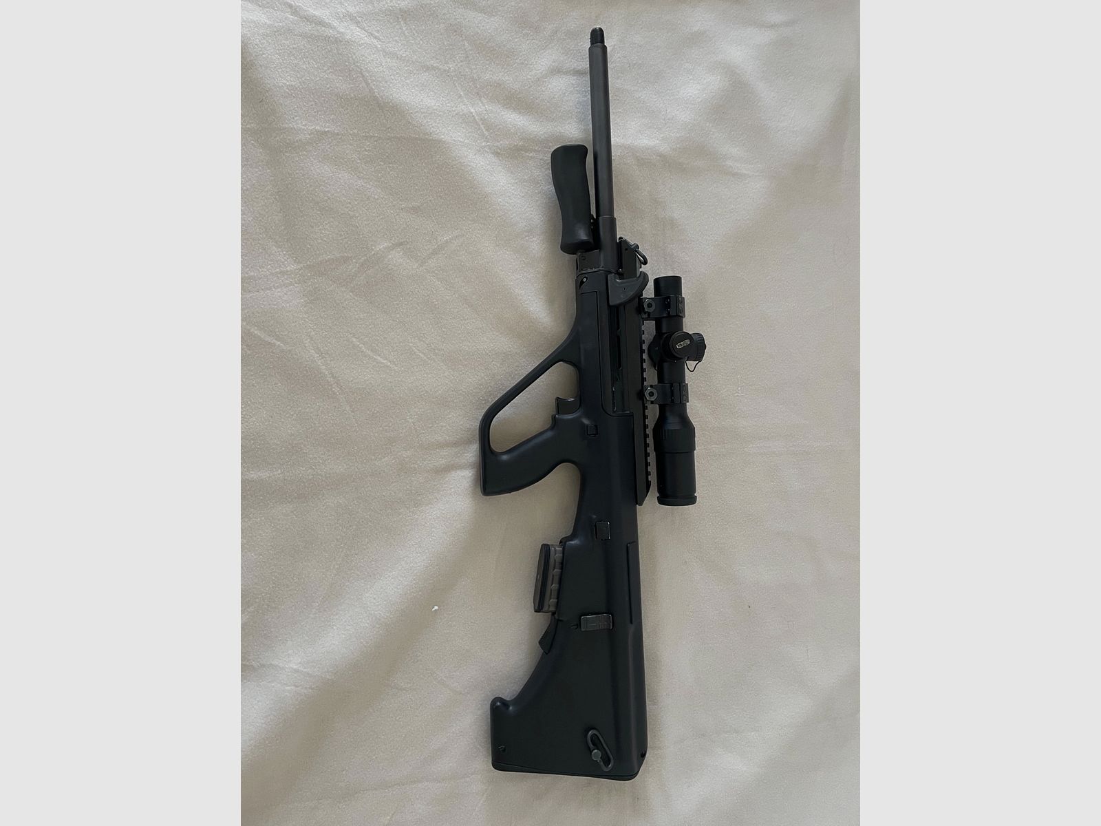 AUG with optic, image 2 of 6
