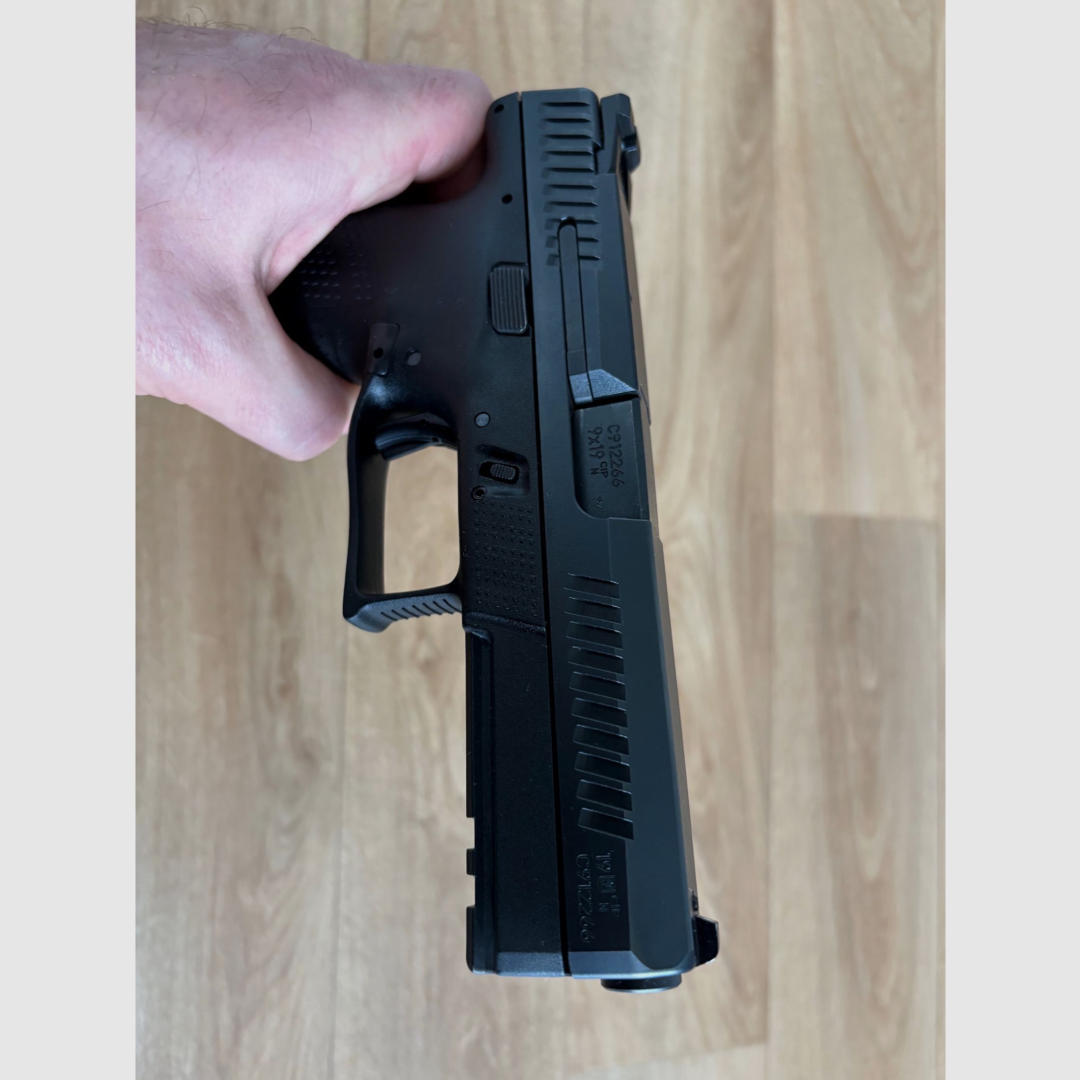 Pistole CZ P10 F 9x19mm 9mm Luger