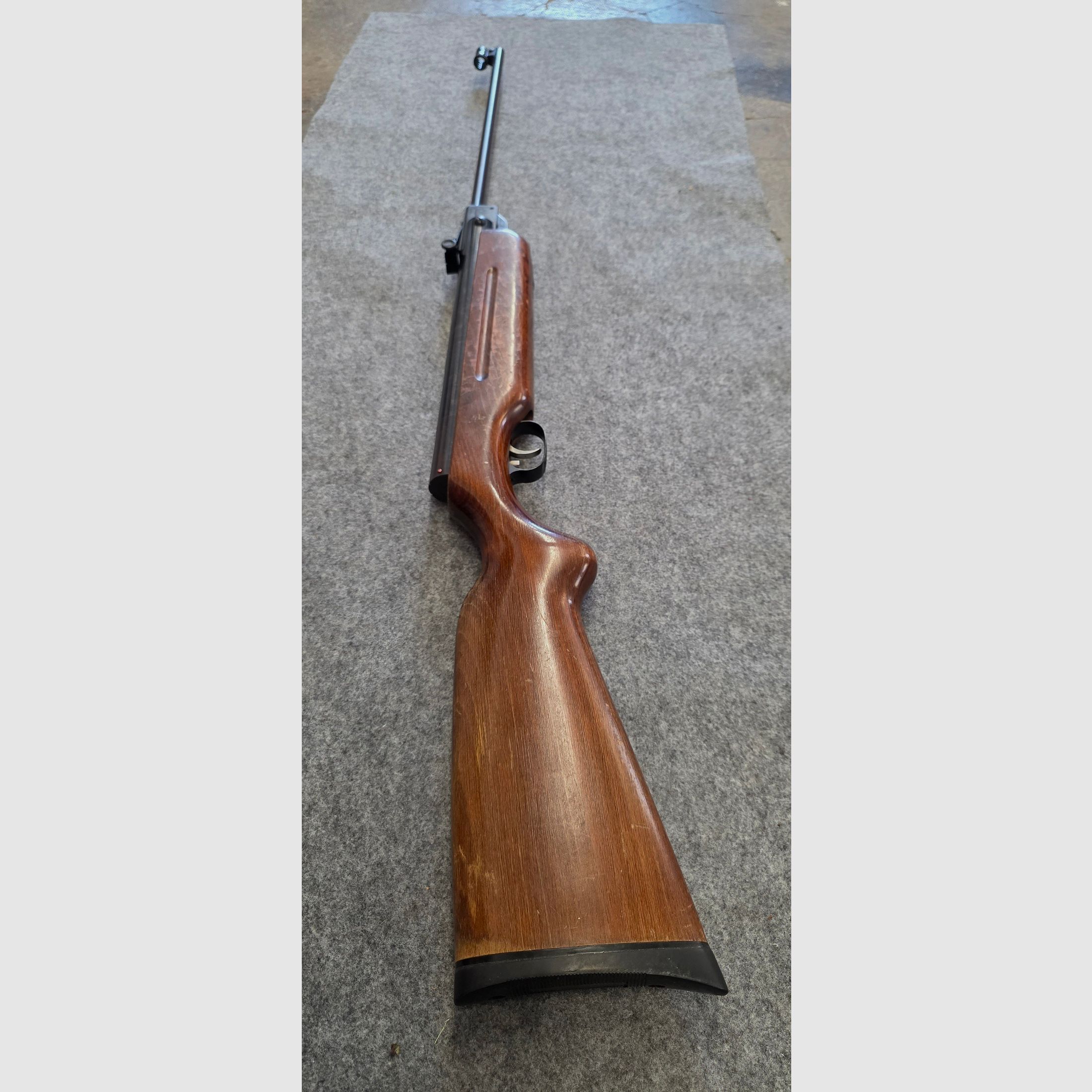 Weihrauch HW 35 from year 1982 with F-mark break barrel air rifle caliber 4.5 mm HW35