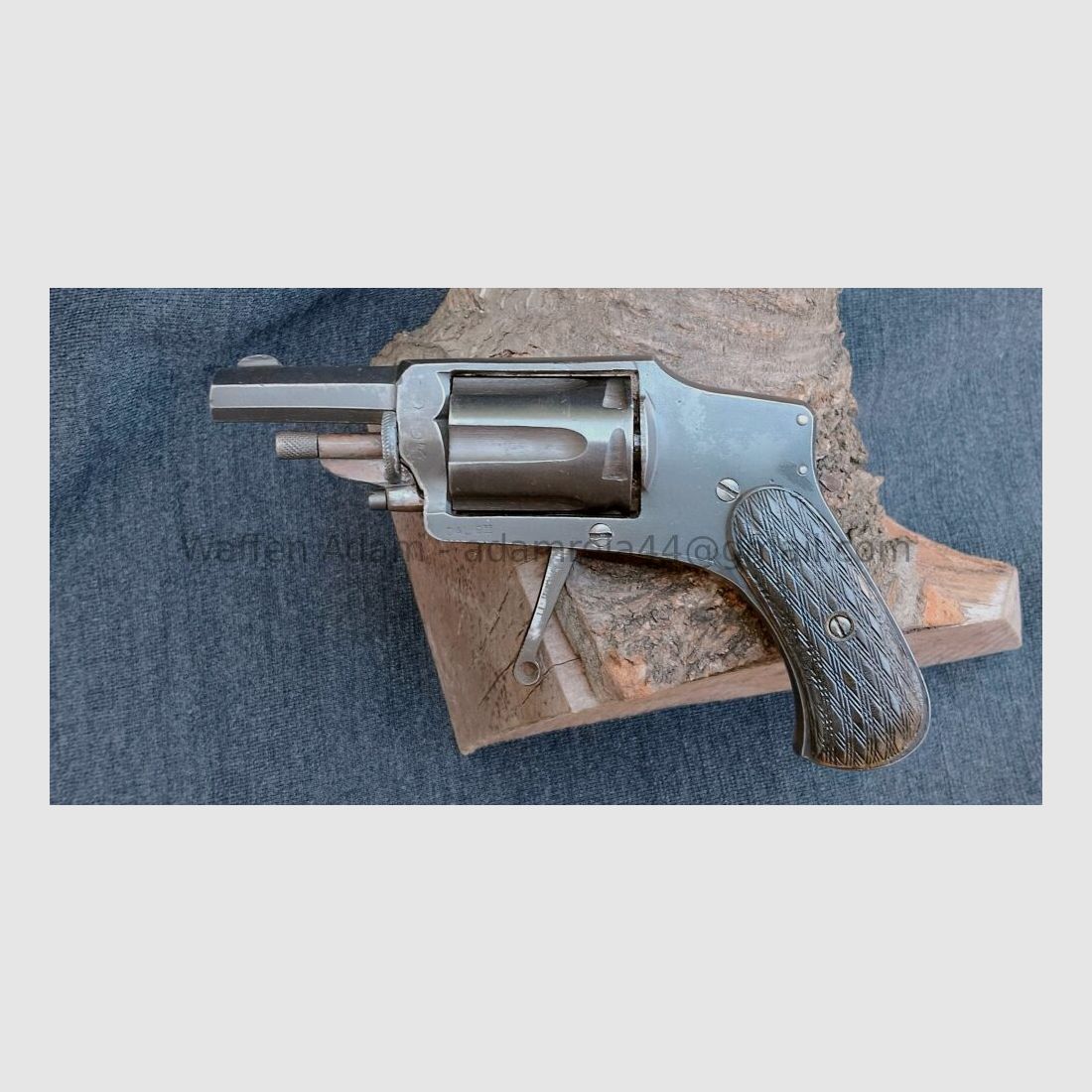 Venus Werk Hammerless - Revolver