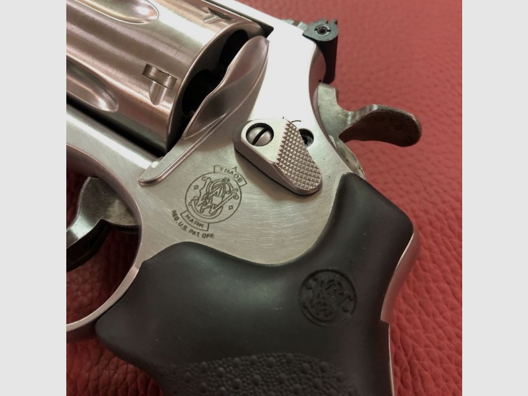 Smith & Wesson Mod 629-6, Bild 2 von 3