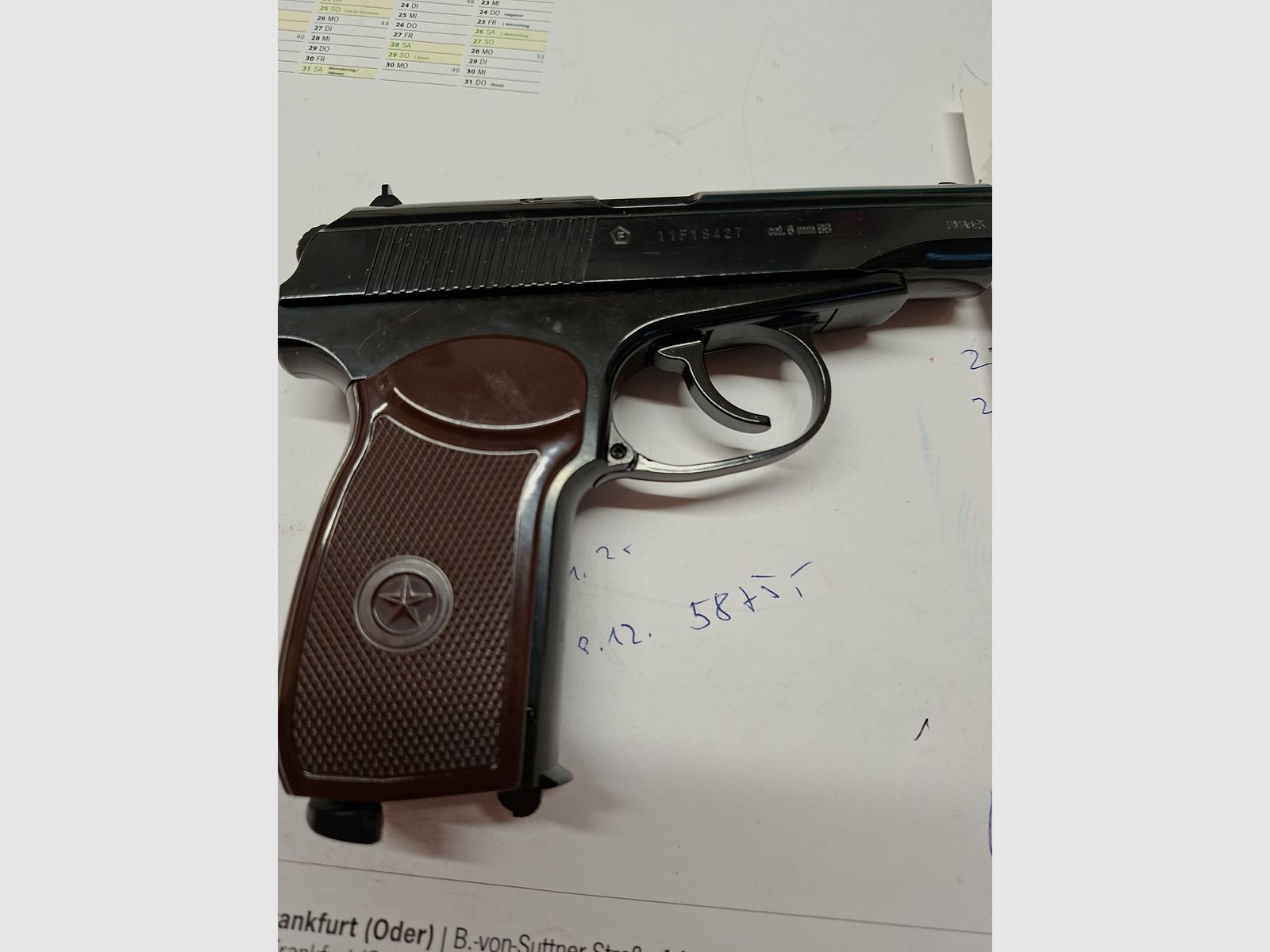 Konvolut P 08, Makarov, Colt Detective und Colt 36