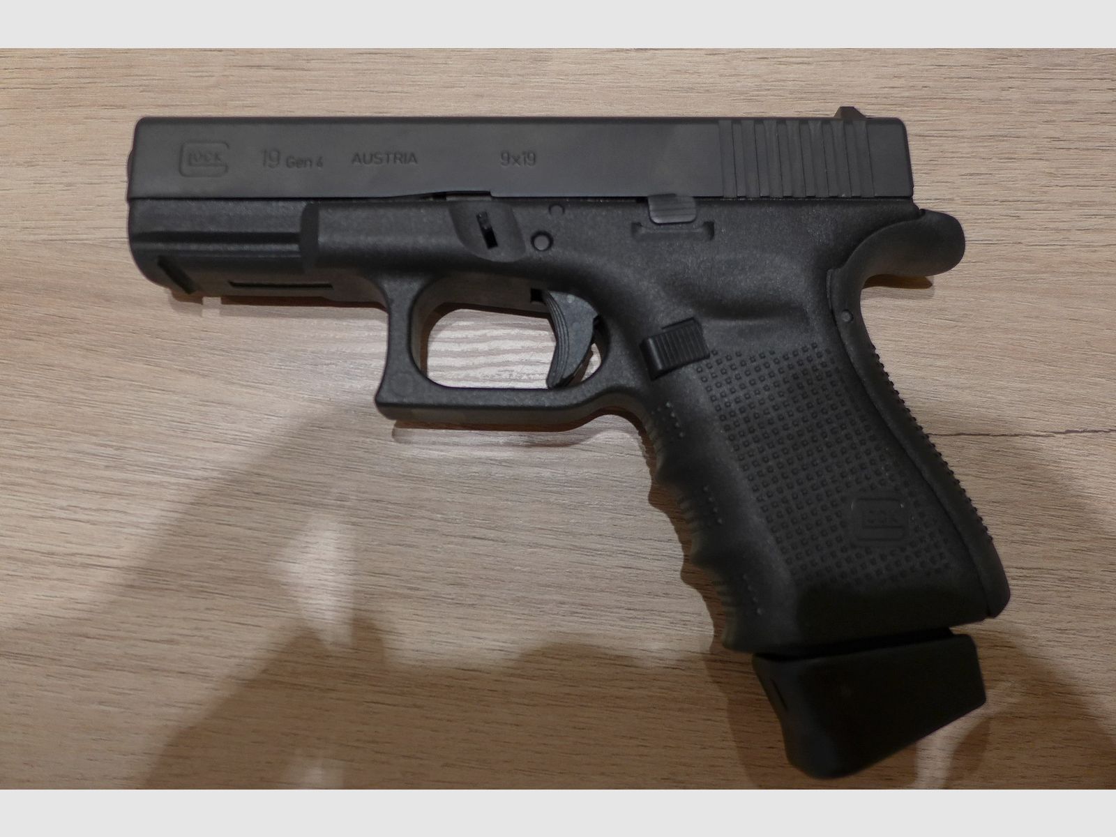 Glock 19 Gen 4 nur 1x verwendet - neuwertig