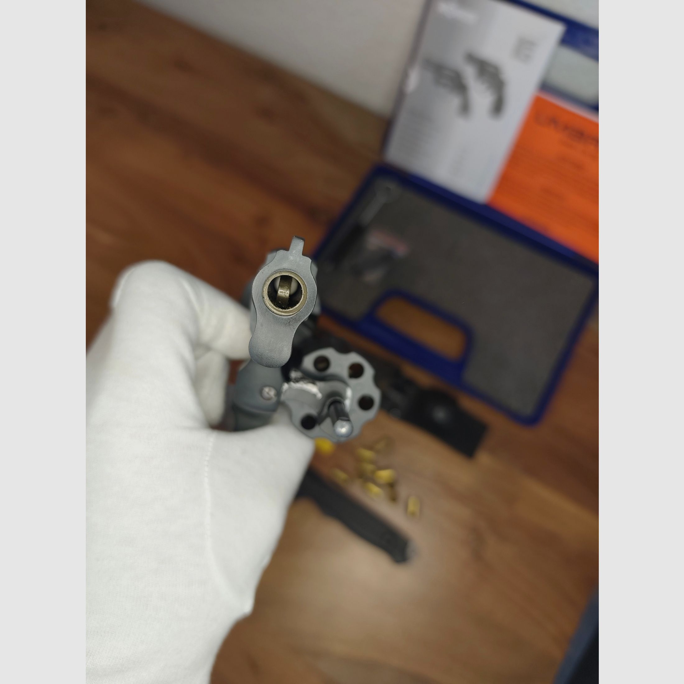 Röhm RG 89 !!Laden Neu!! PTB 976 + 10 Schuss CS Gas + Jagd- und Angelmesser