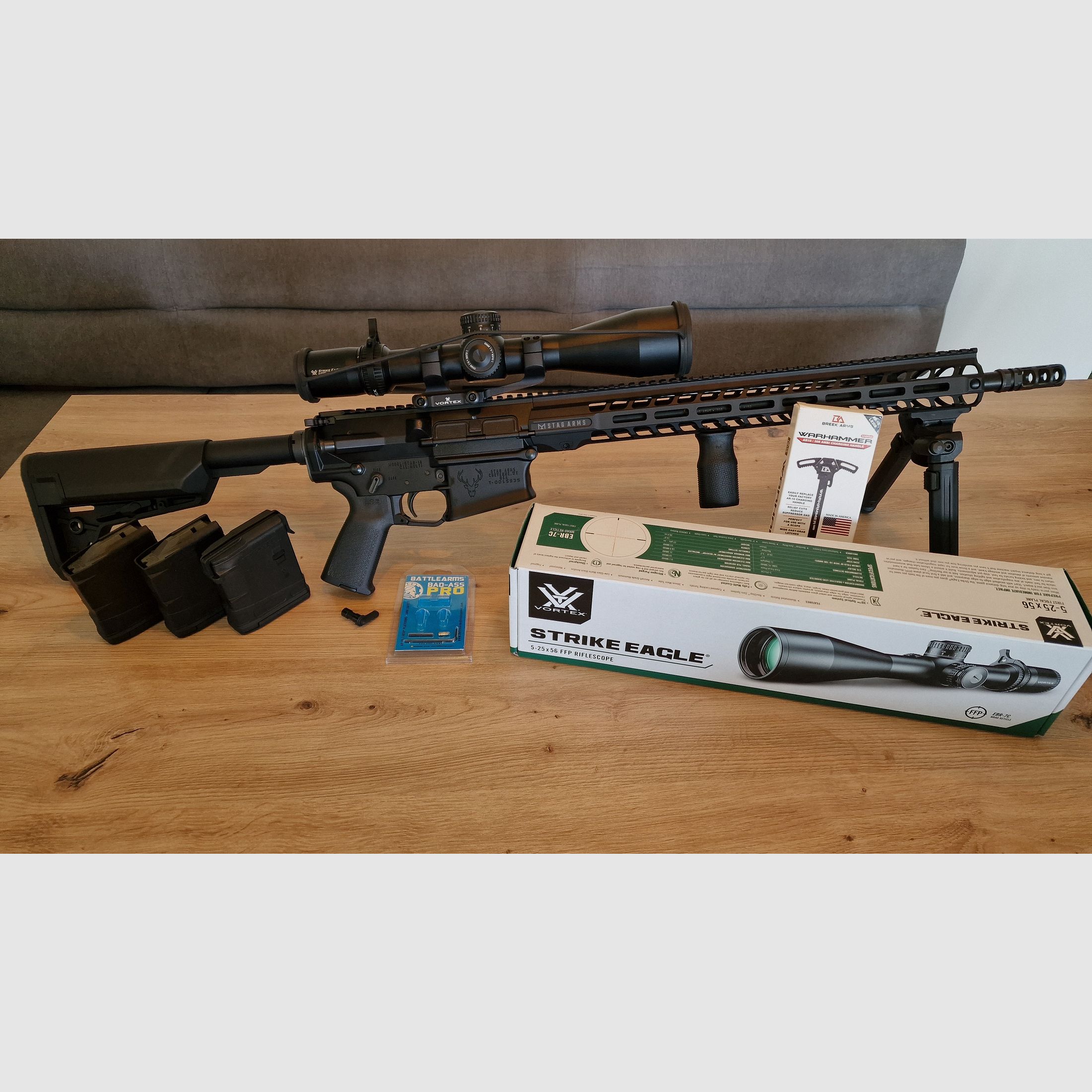 NEUWERTIGE Stag Arms STAG 10 Marksman 18" AR-10 .308 Win inkl. Vortex Strike Eagle 5-25x56 FFP MRAD und viel Zubehör