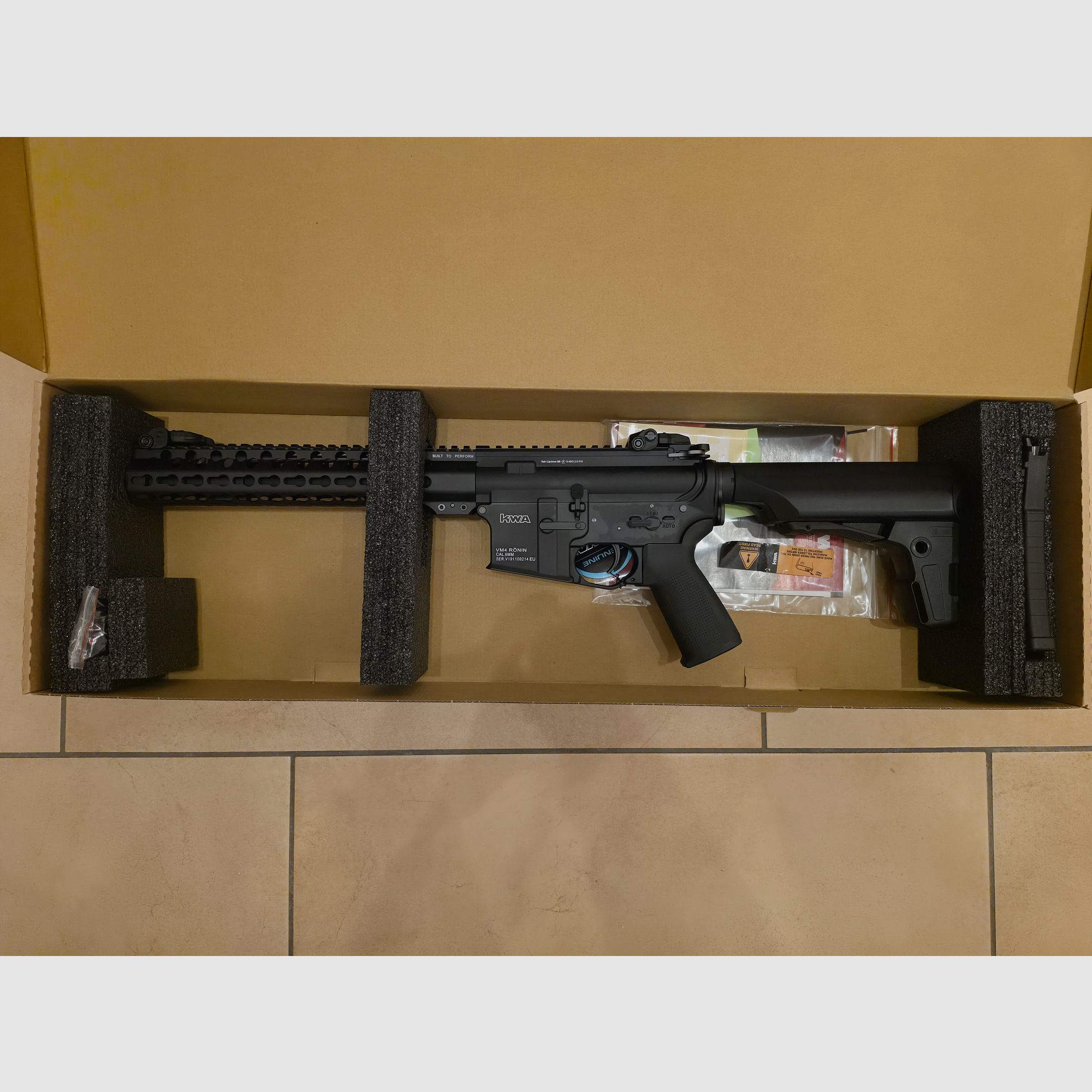 KWA - VM4 Ronin 10 SBR S-AEG 2.5