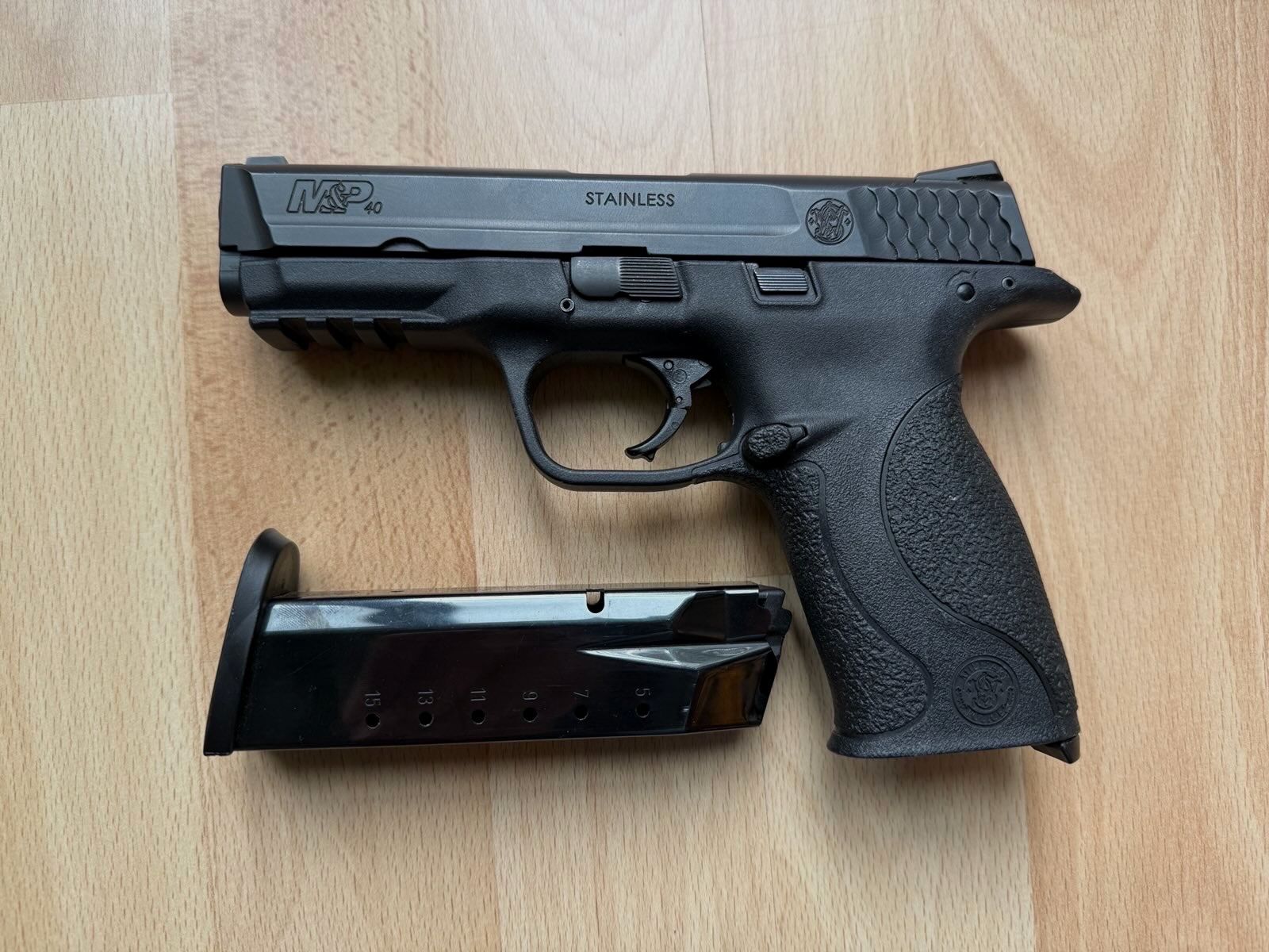 Smith&Wesson MP40