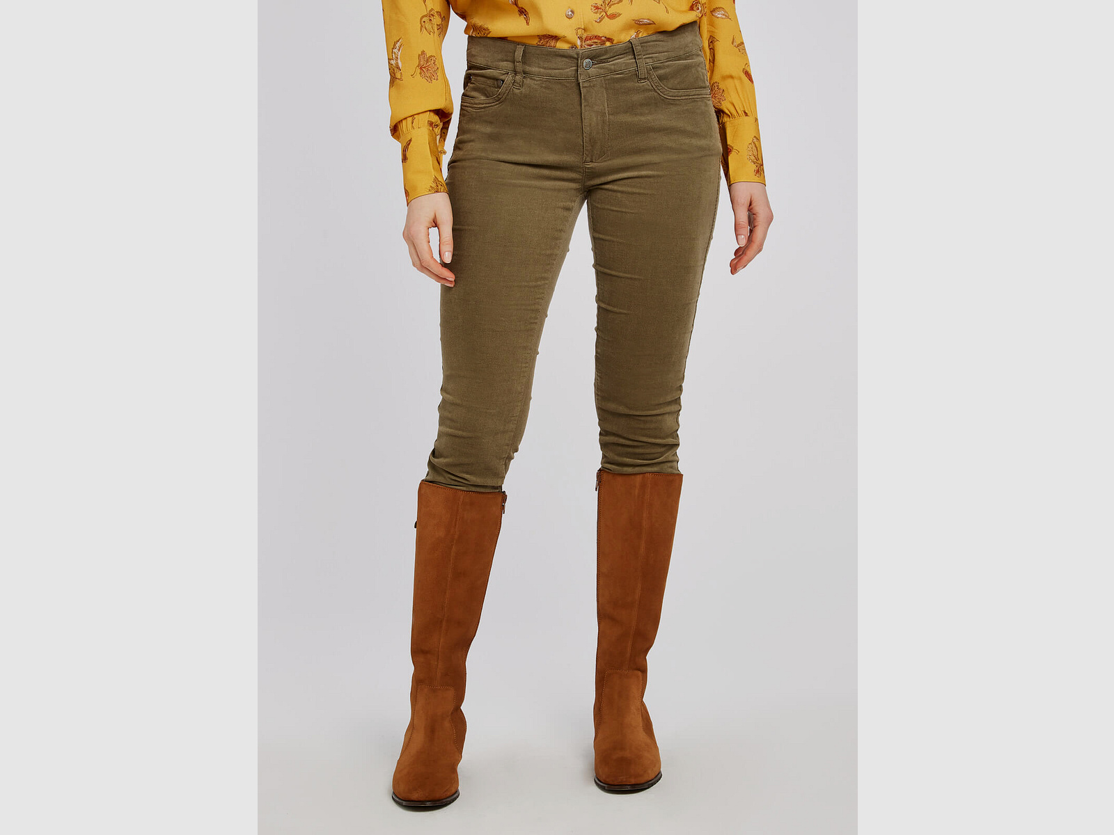 Dubarry of Ireland Cordhose Honeysuckle dusky green