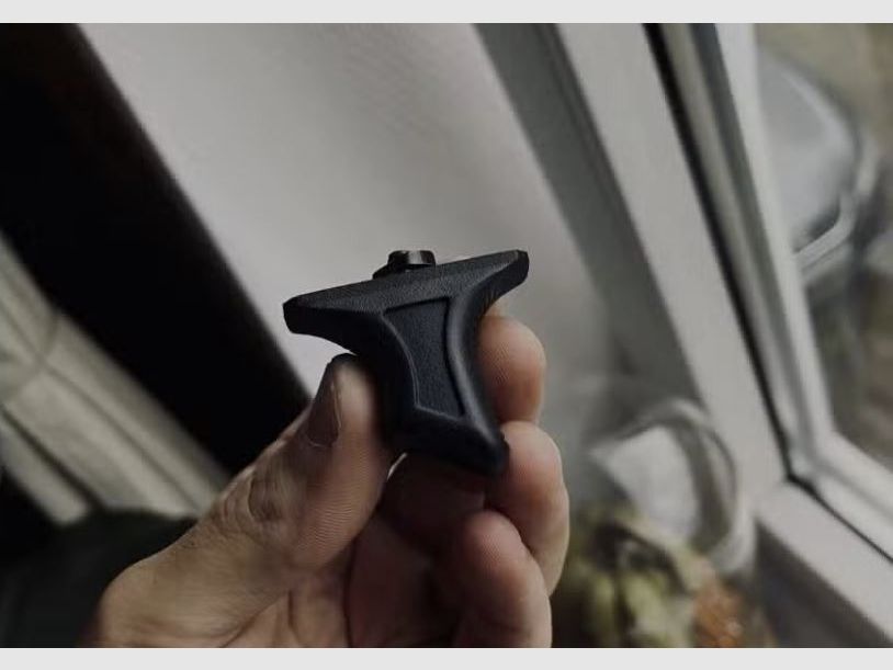 SLATE BLACK INDUSTRIES SLATE STOP M-LOK CZARNY AR15 Uchwyt Przedni