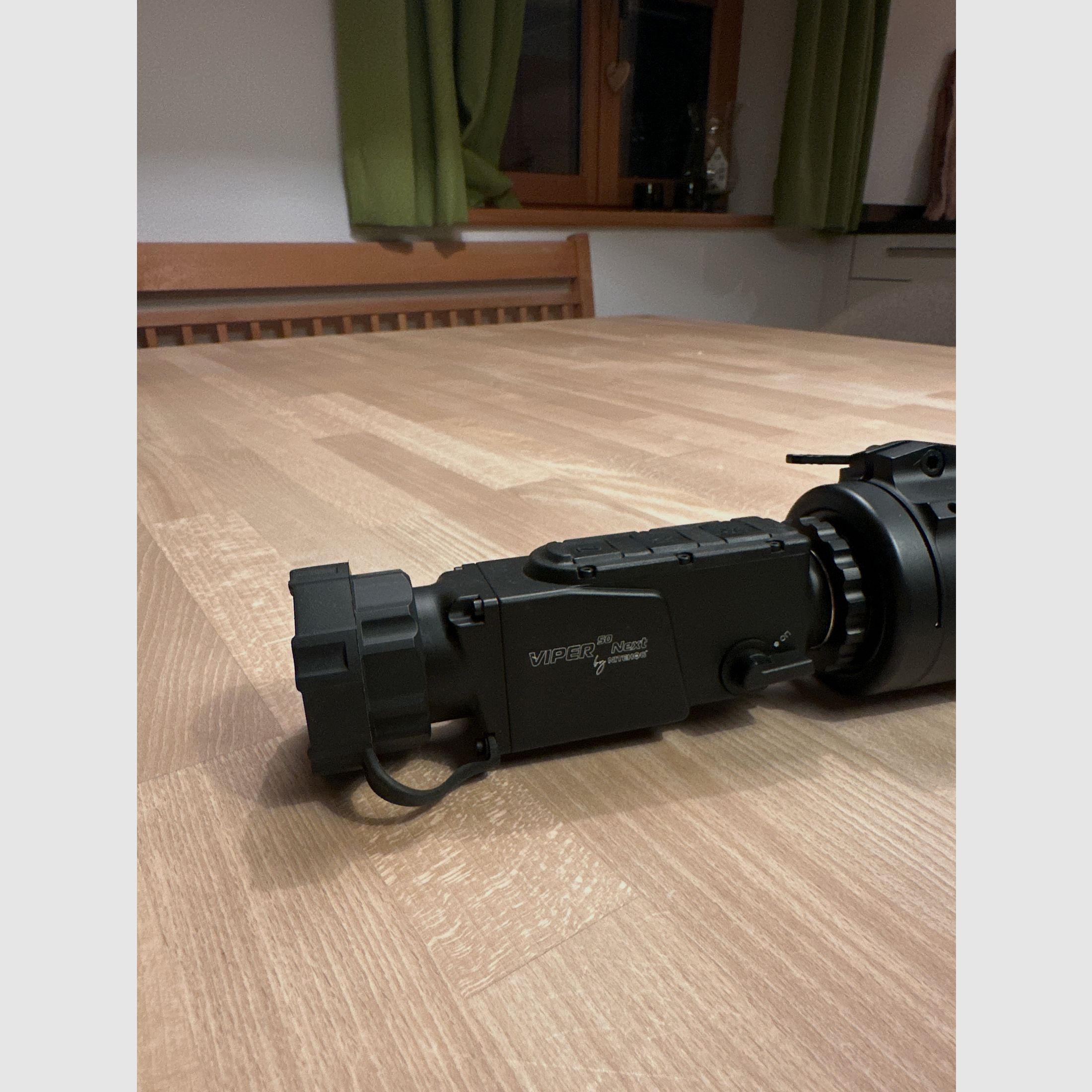 NITEHOG Viper 50 Next inkl. Rusan Klemmadapter NEUWERTIG