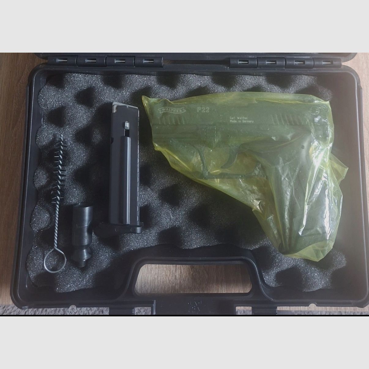 P22 Classic with spare magazine