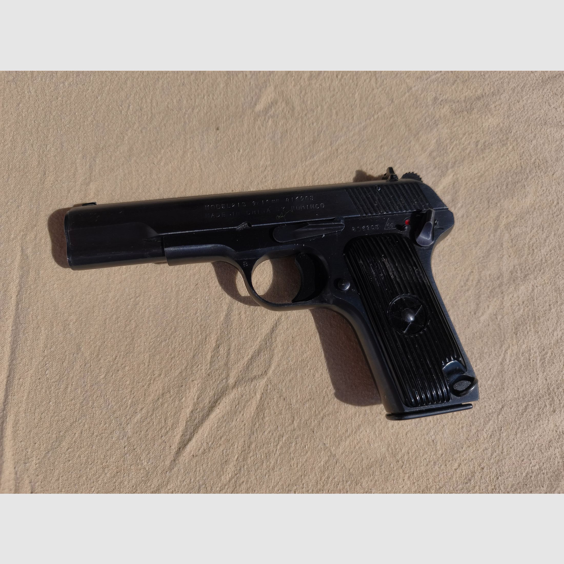 Pistola Norinco calibro 9×19 Luger