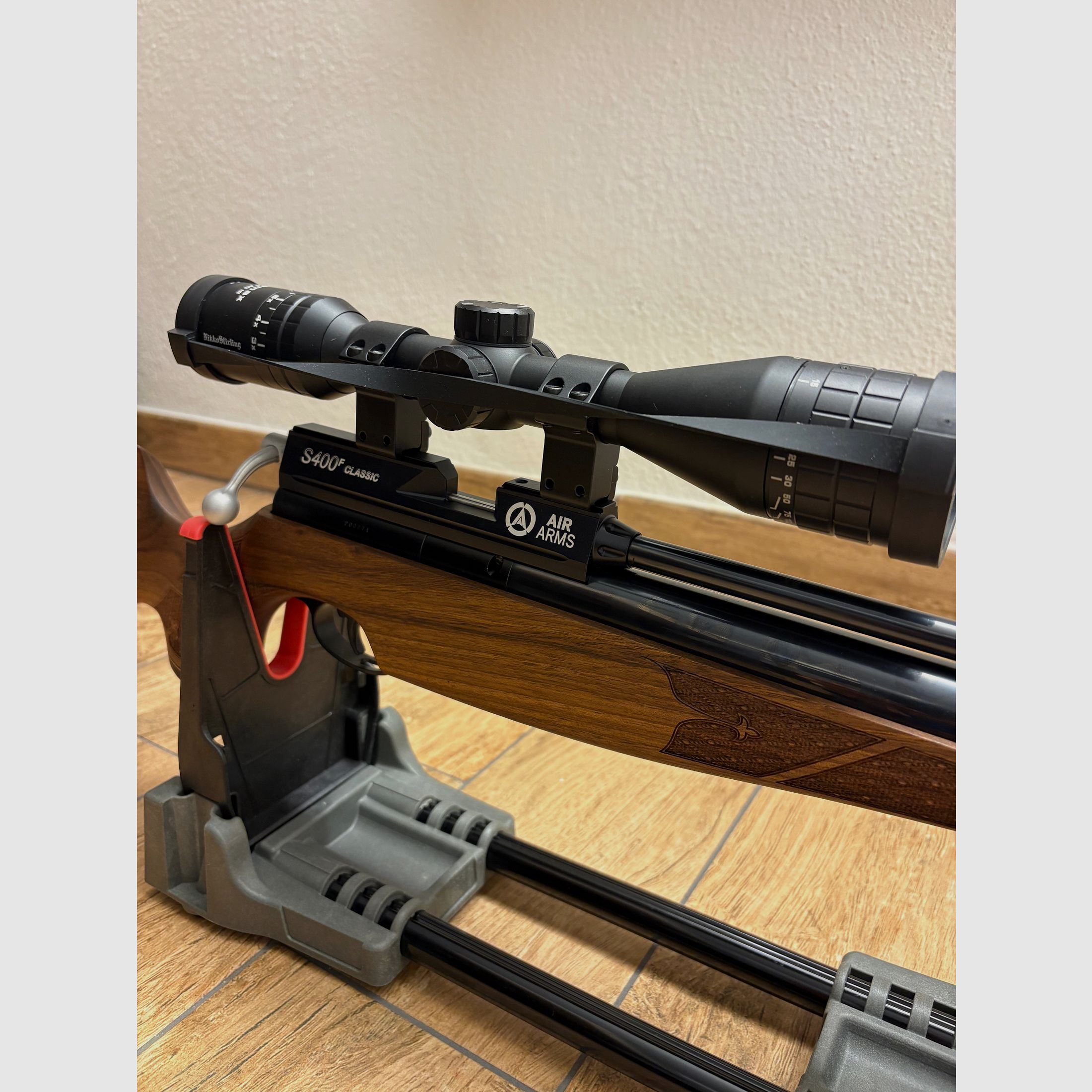 Air Arms S400 carbine 4.5mm walnut only used once