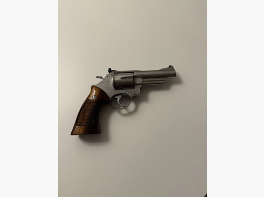 Smith & Wesson 629-1 4 Zoll .44RemMag