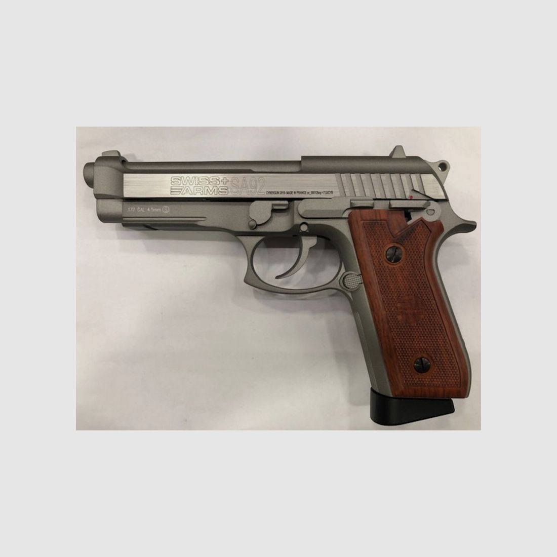 SWISS ARMS PISTOLET L.V. BERETTA 92, zdjęcie 1 z 3